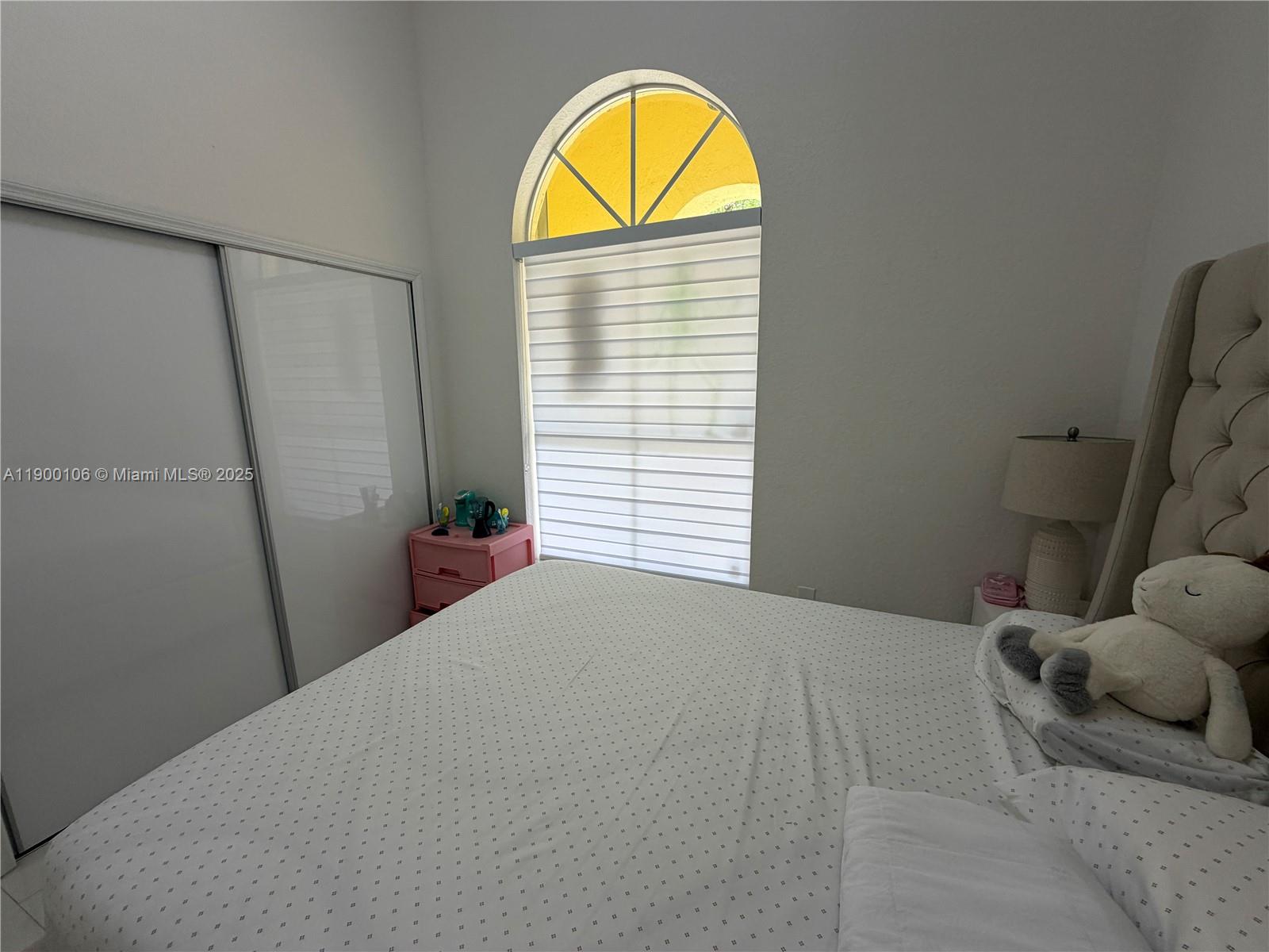 POD 3 AT MONARCH LAKES - Residential Lease