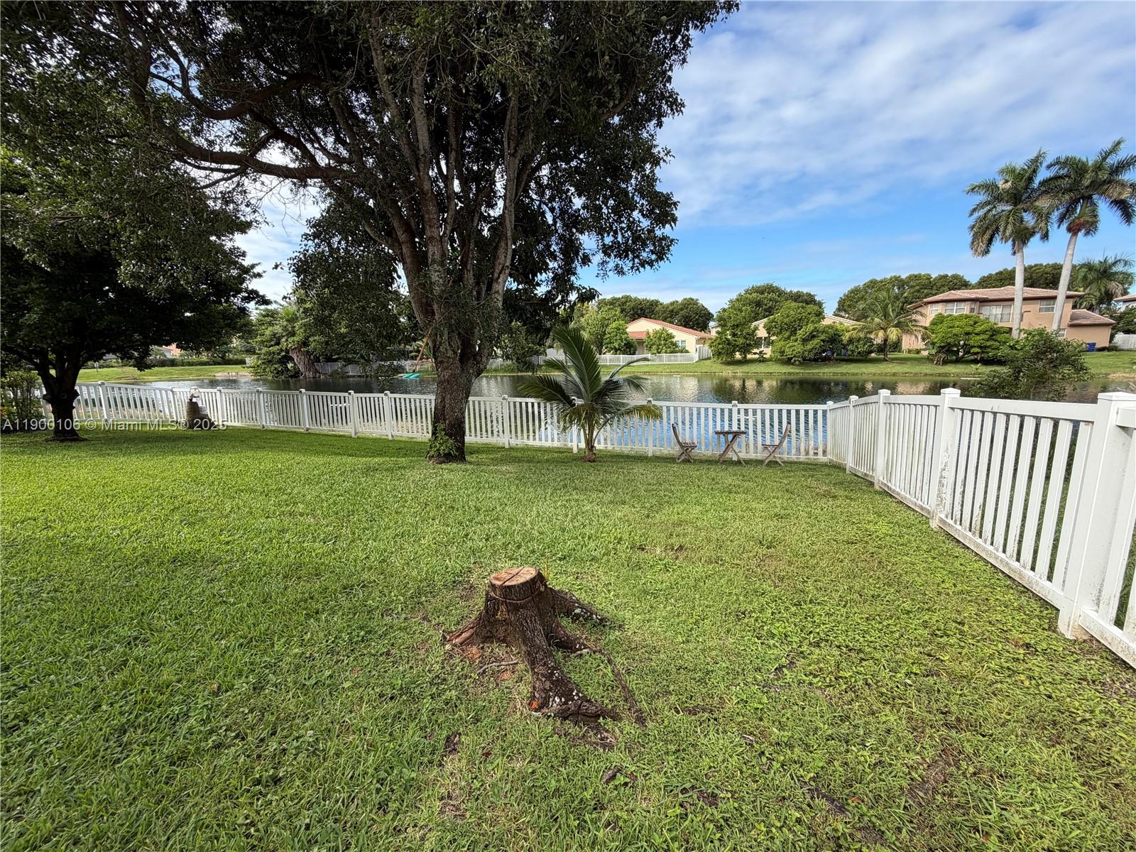 POD 3 AT MONARCH LAKES - Residential Lease