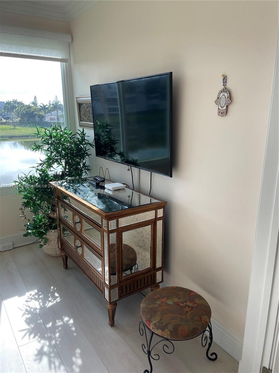 YARMOUTH AT CENTURY VILLA - Residential Lease