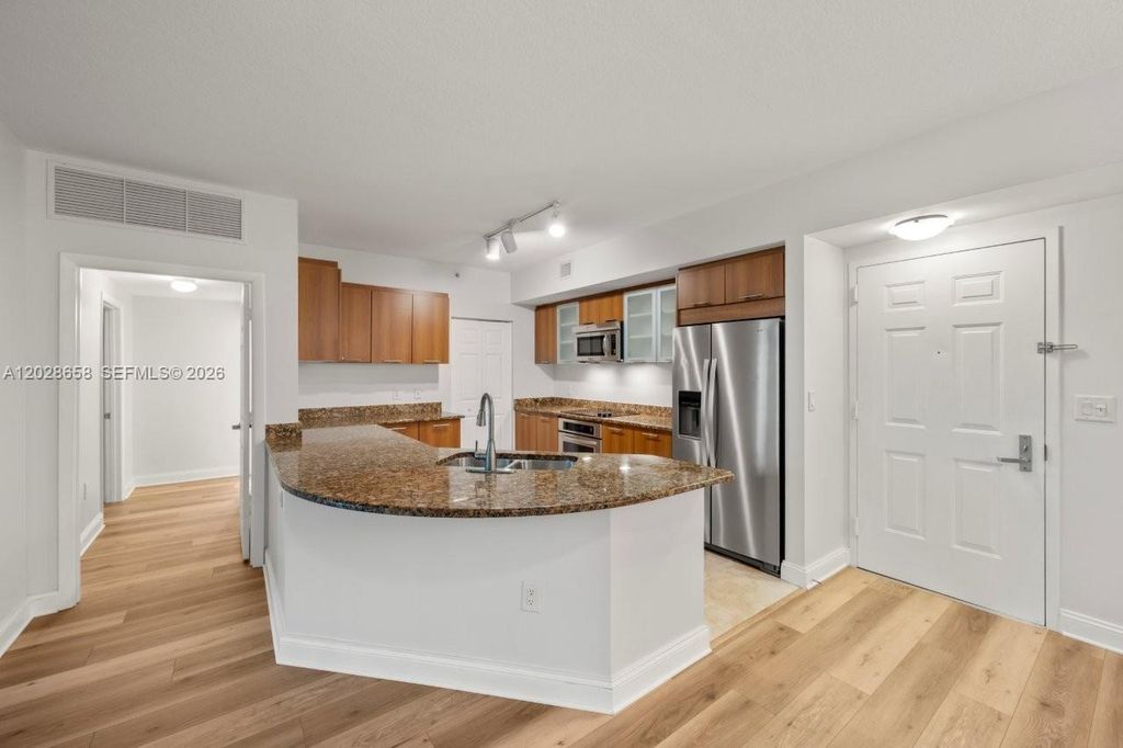 Photo of 510 NW 84th Ave #230, Plantation, FL 33324 (MLS # A12028658)