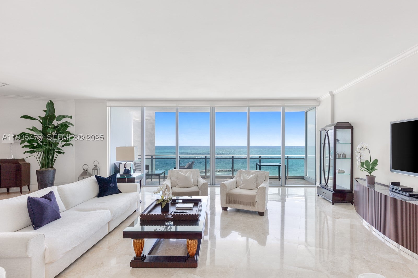 10295 Collins Ave 803