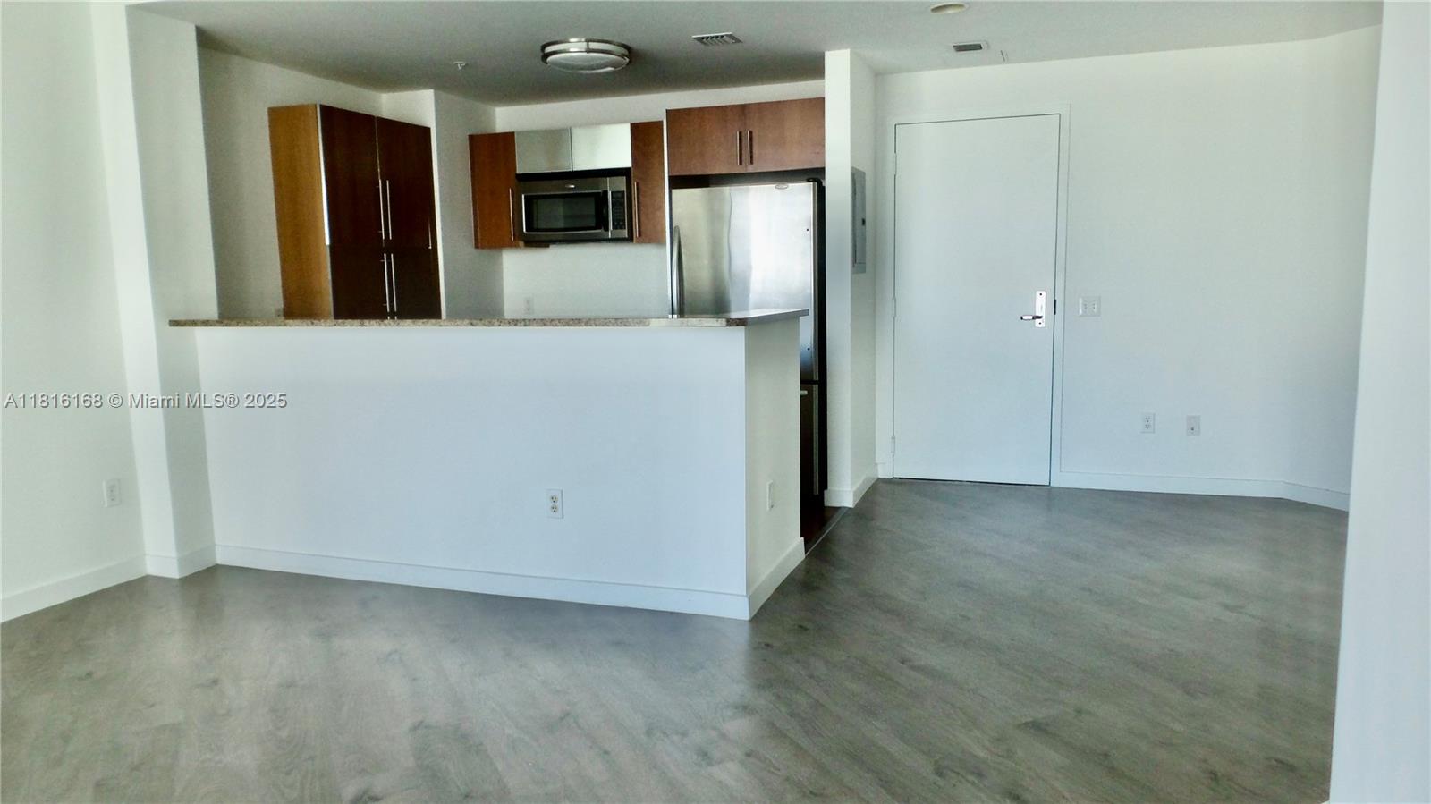 300 S Biscayne Blvd 2705
