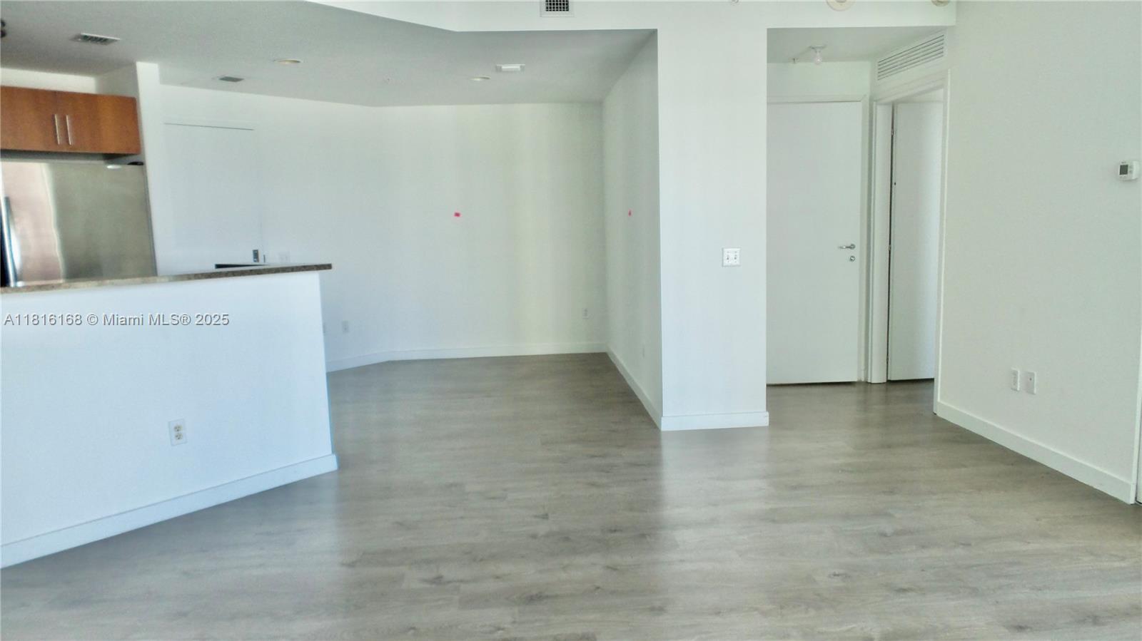 300 S Biscayne Blvd 2705
