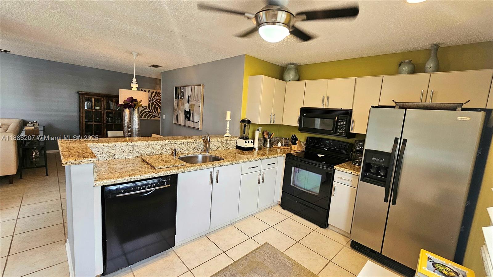 MARINER VILLAGE GARDEN CO - Residential Lease