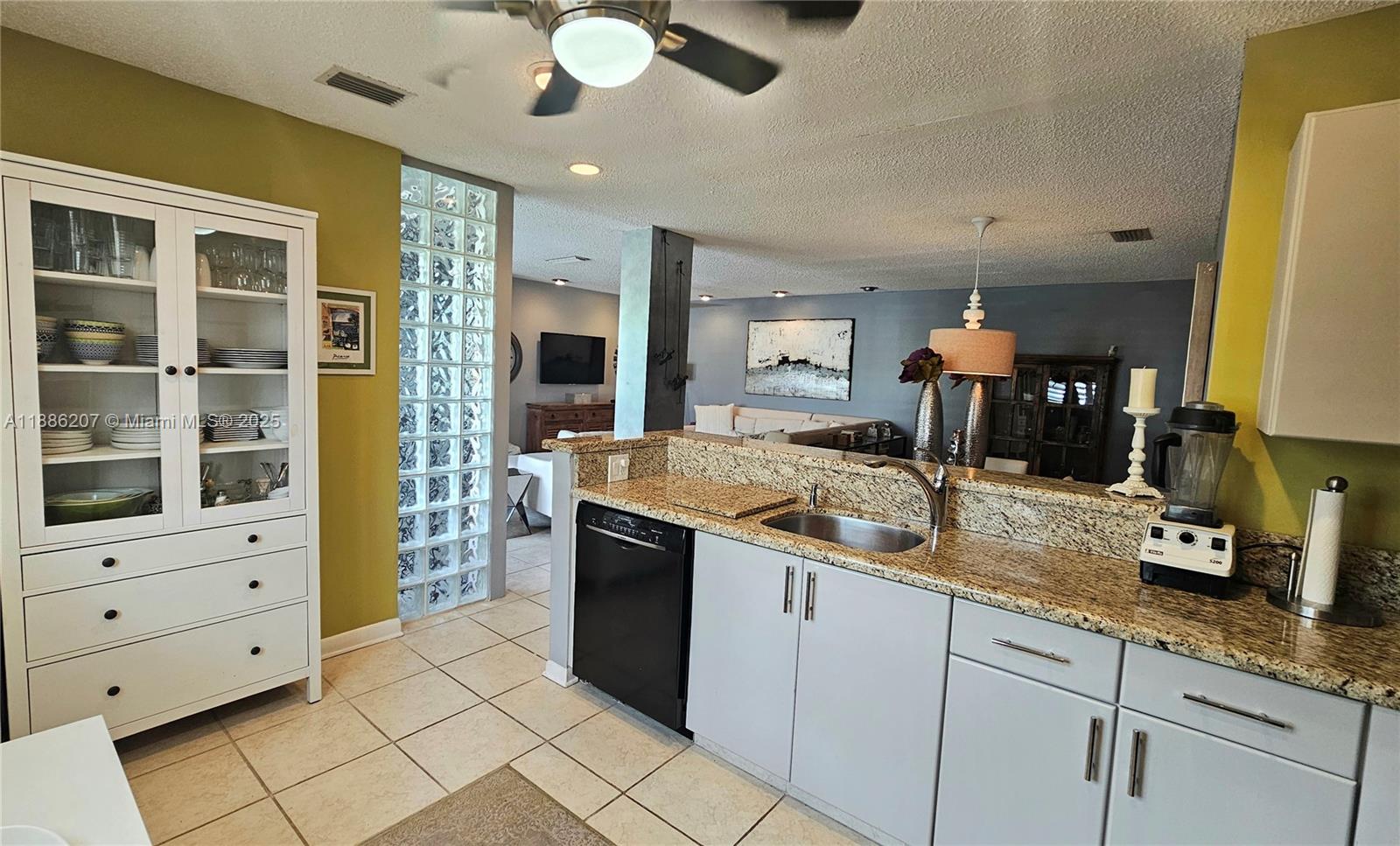MARINER VILLAGE GARDEN CO - Residential Lease
