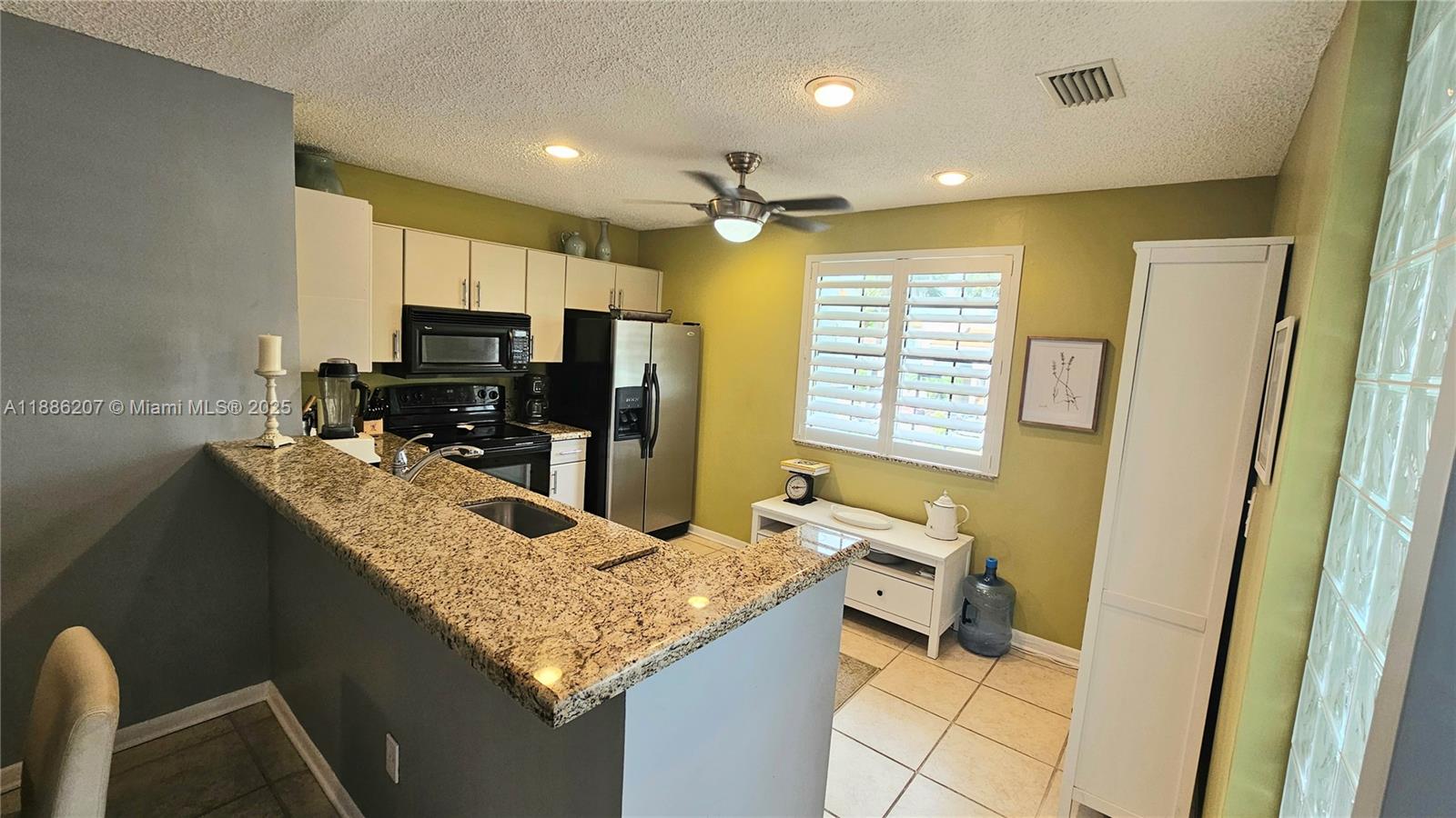MARINER VILLAGE GARDEN CO - Residential Lease