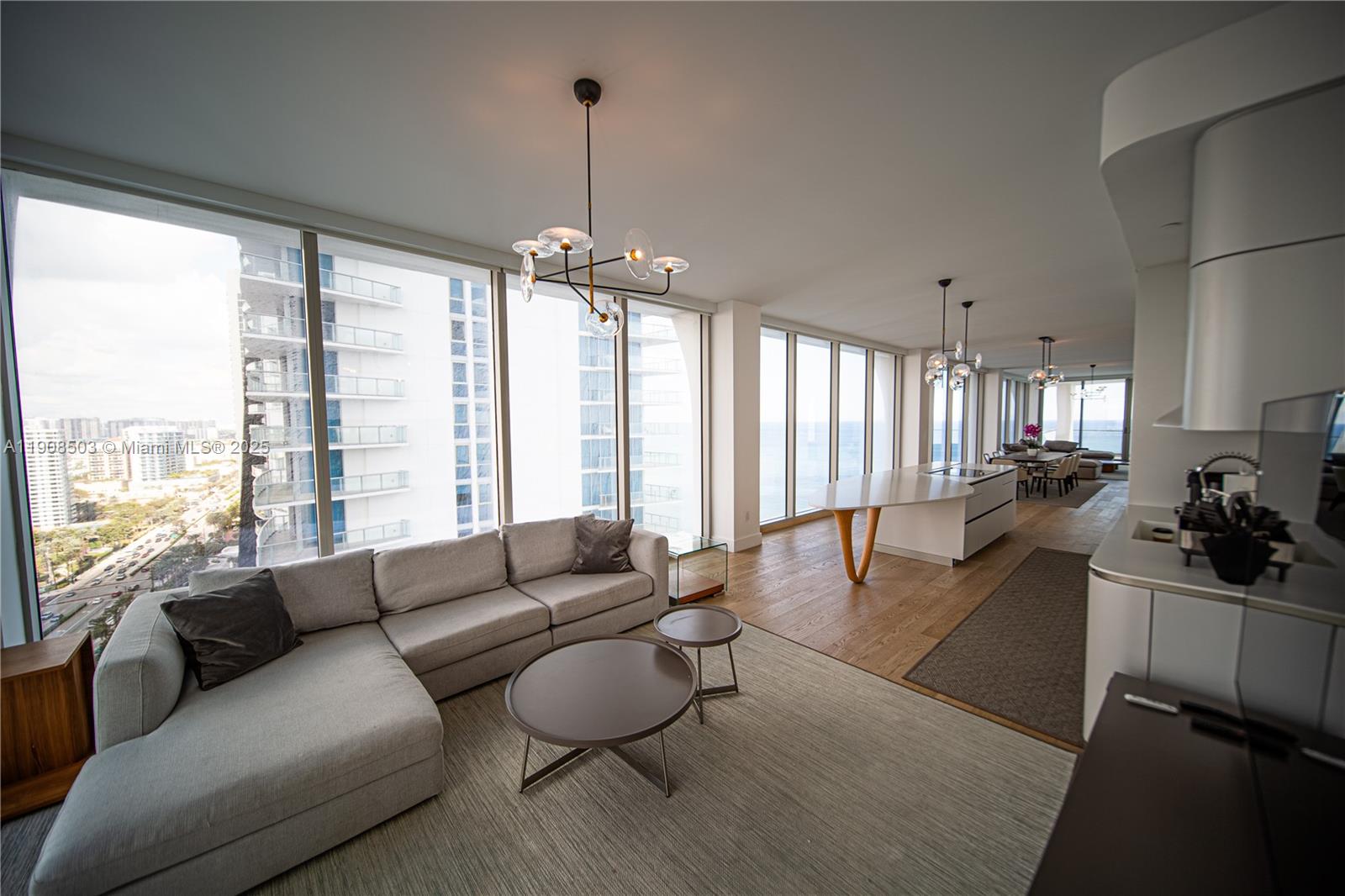 JADE SIGNATURE CONDO - Residential