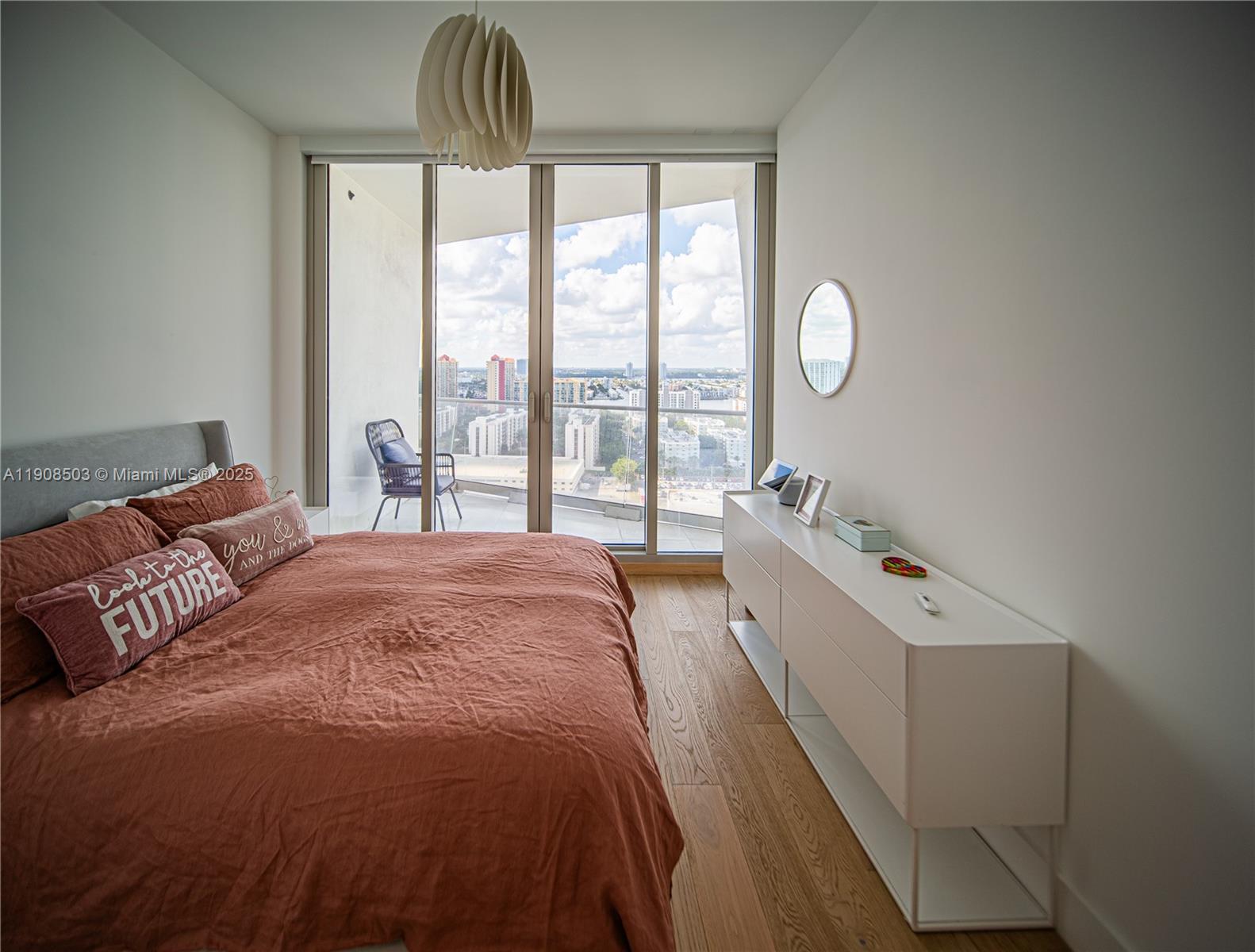 JADE SIGNATURE CONDO - Residential