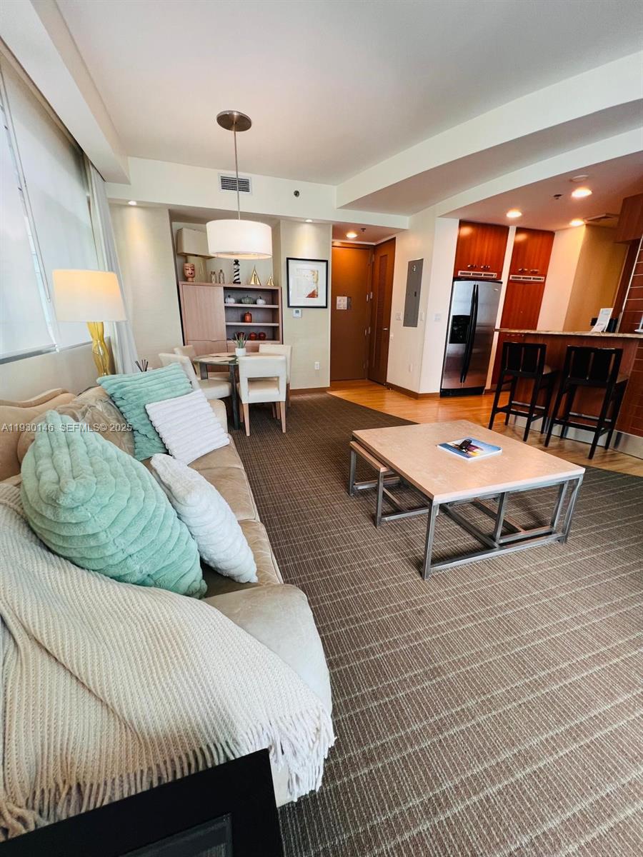 MAYFIELD CONDO - Residential Lease