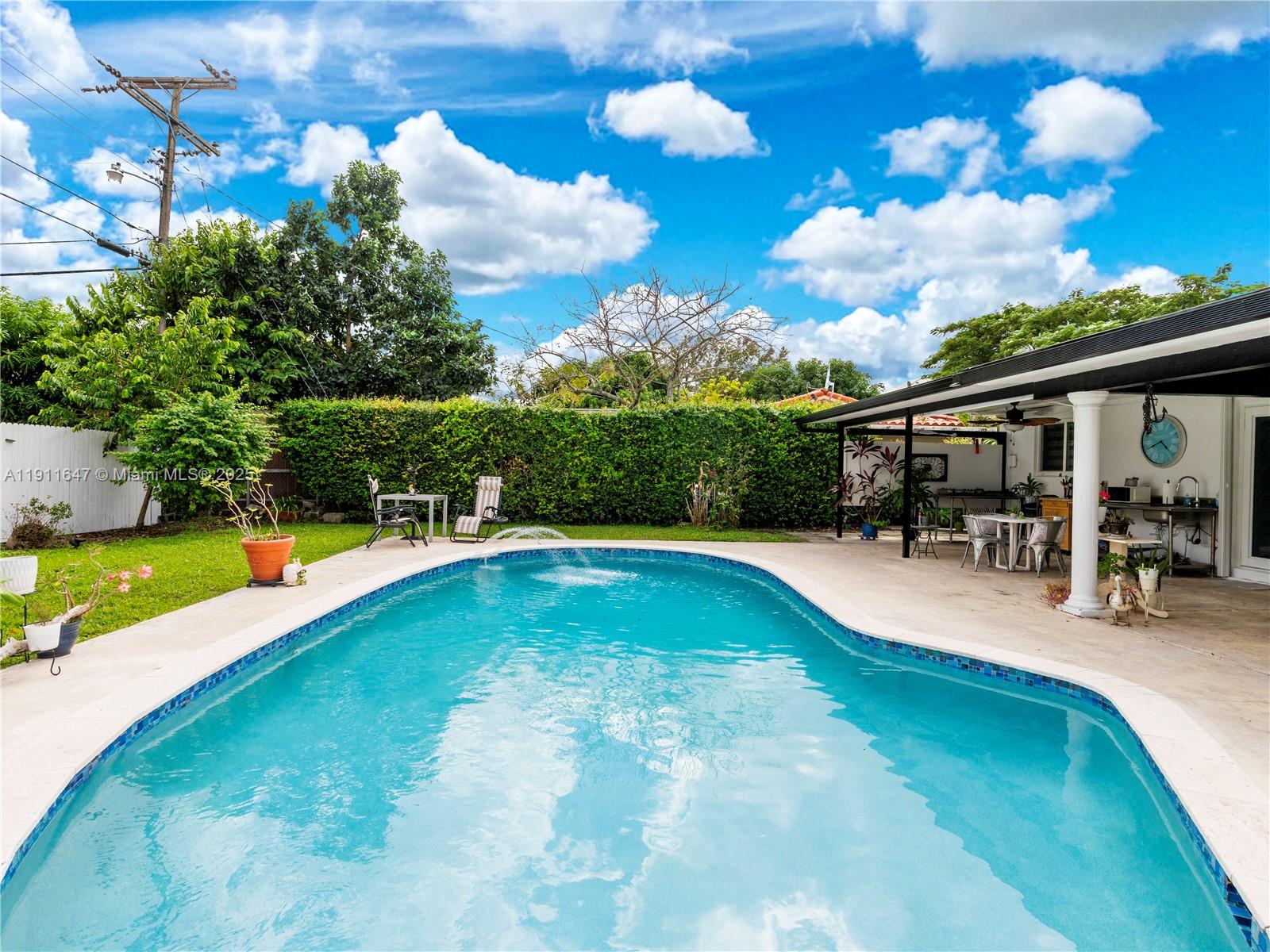 PALM SPRINGS LAKES 5TH AD - Residential