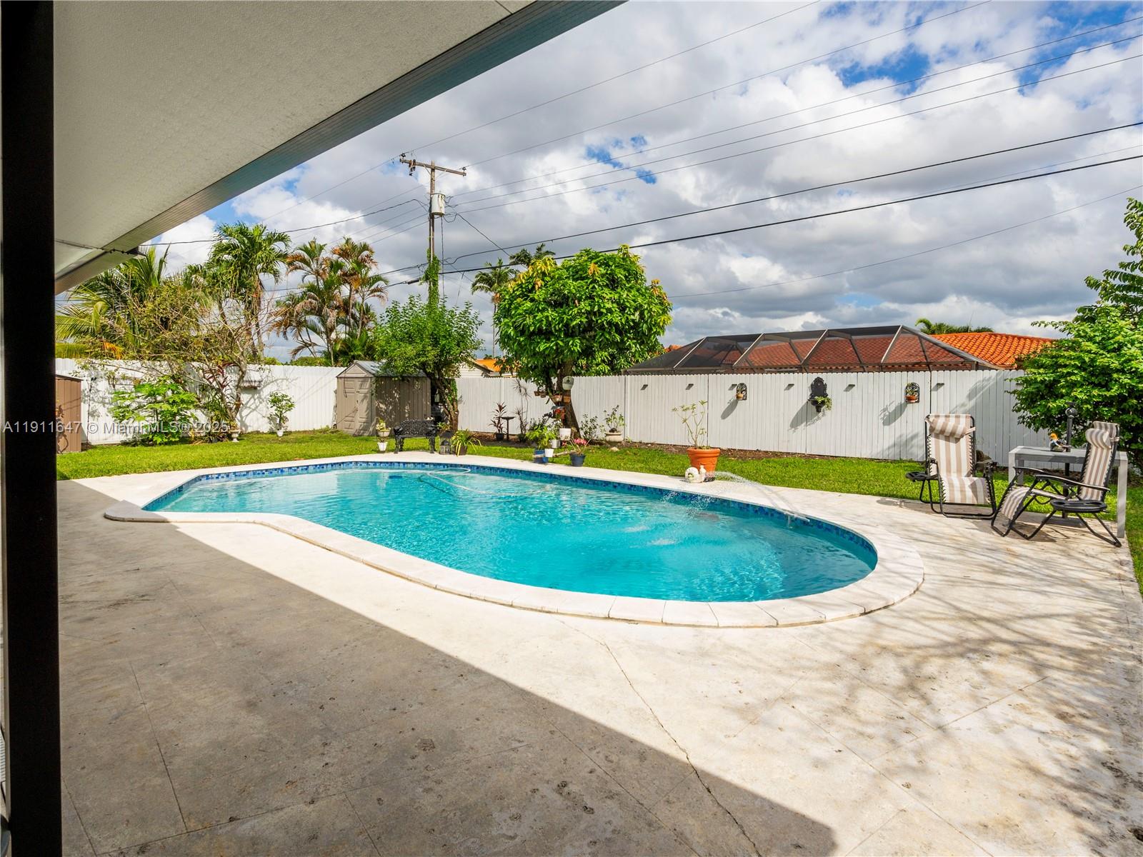 PALM SPRINGS LAKES 5TH AD - Residential