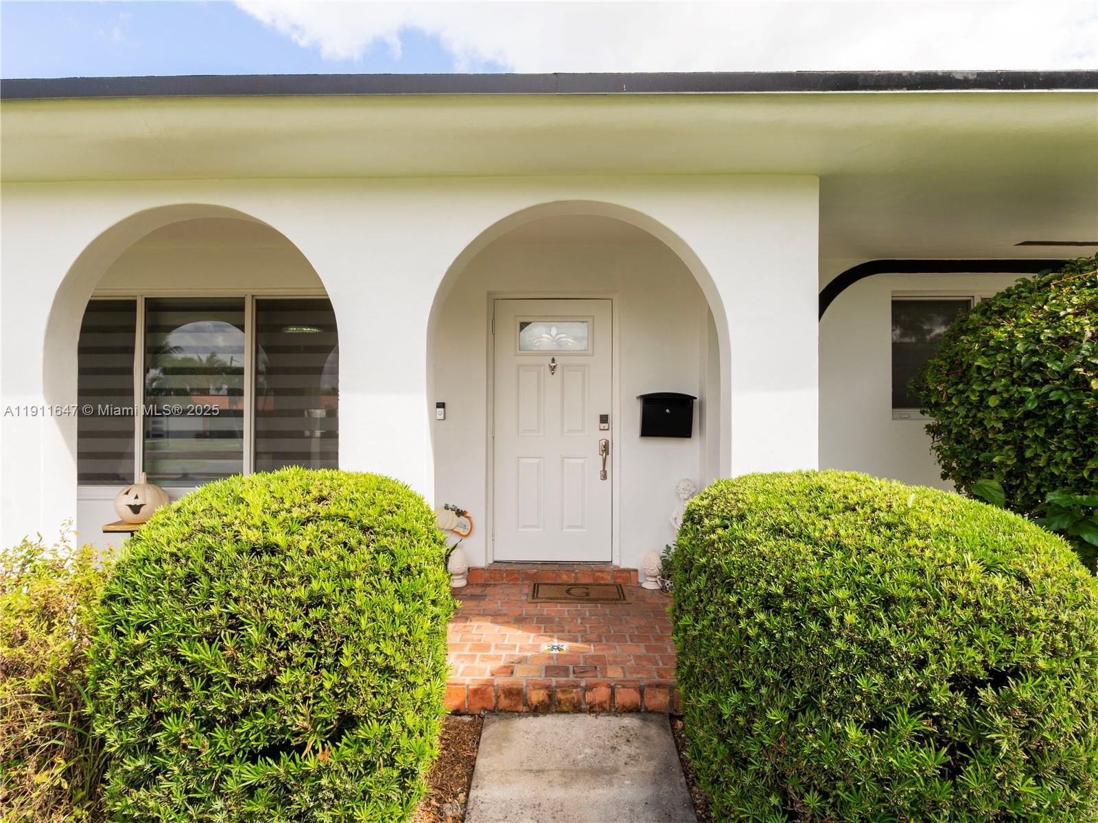 PALM SPRINGS LAKES 5TH AD - Residential