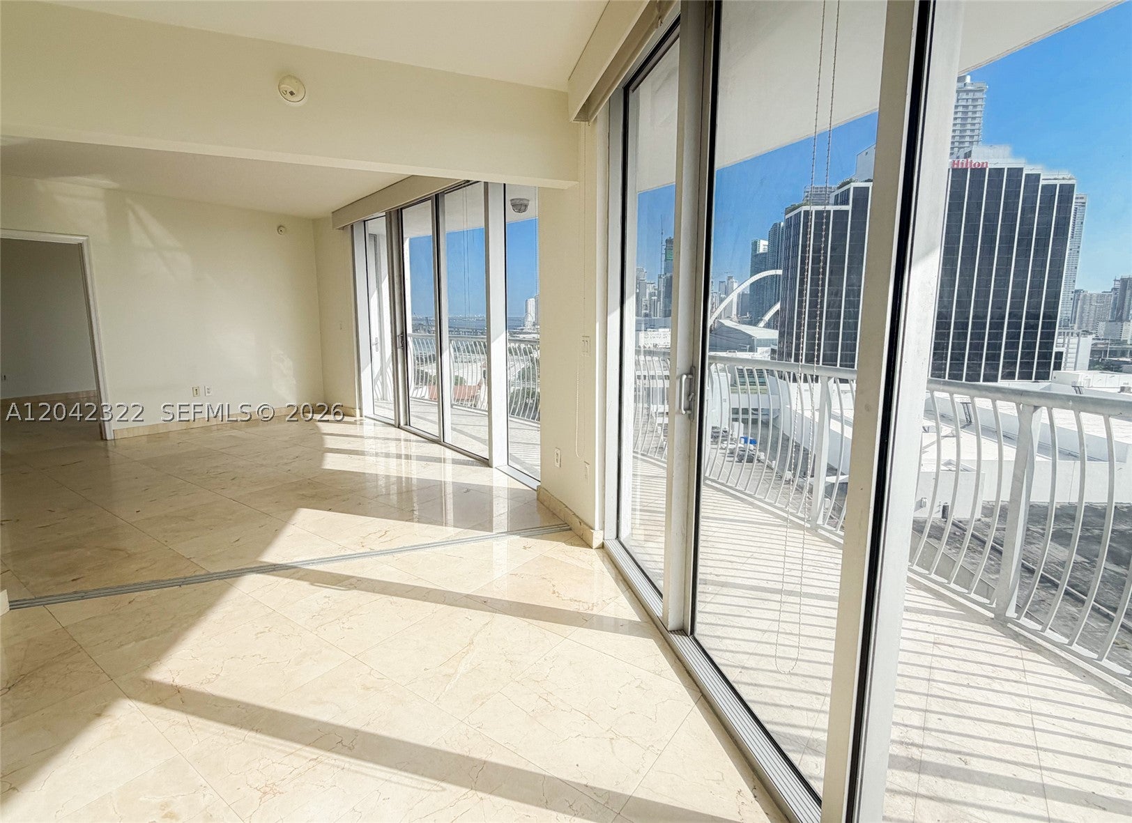 1750 N Bayshore Dr 1814