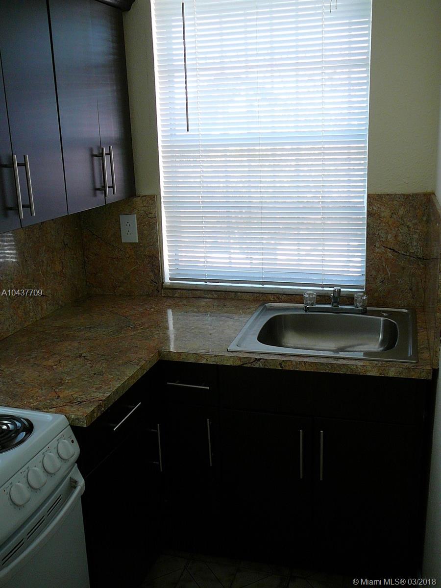 WESTWOOD LAKE 6TH ADDN - Residential Lease