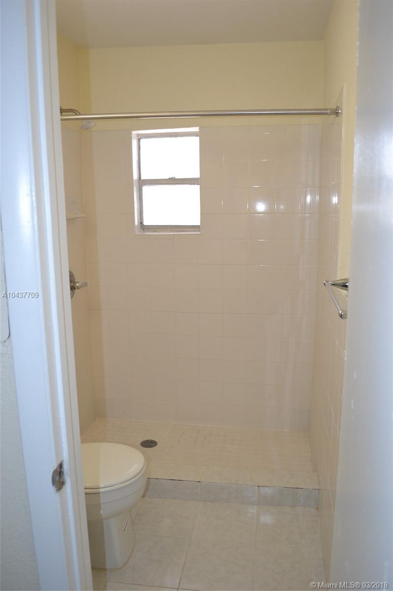 WESTWOOD LAKE 6TH ADDN - Residential Lease