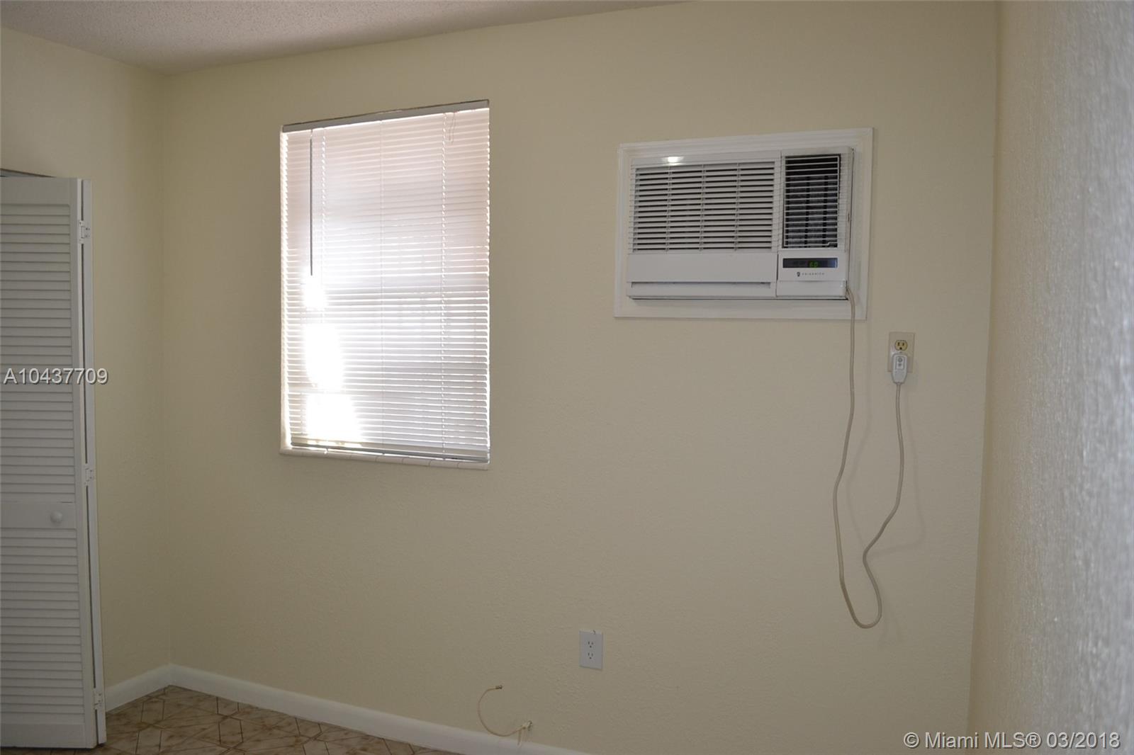 WESTWOOD LAKE 6TH ADDN - Residential Lease