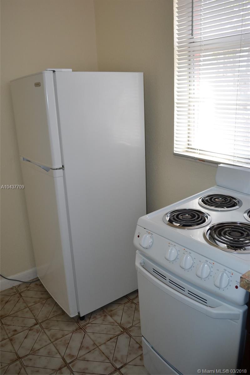 WESTWOOD LAKE 6TH ADDN - Residential Lease