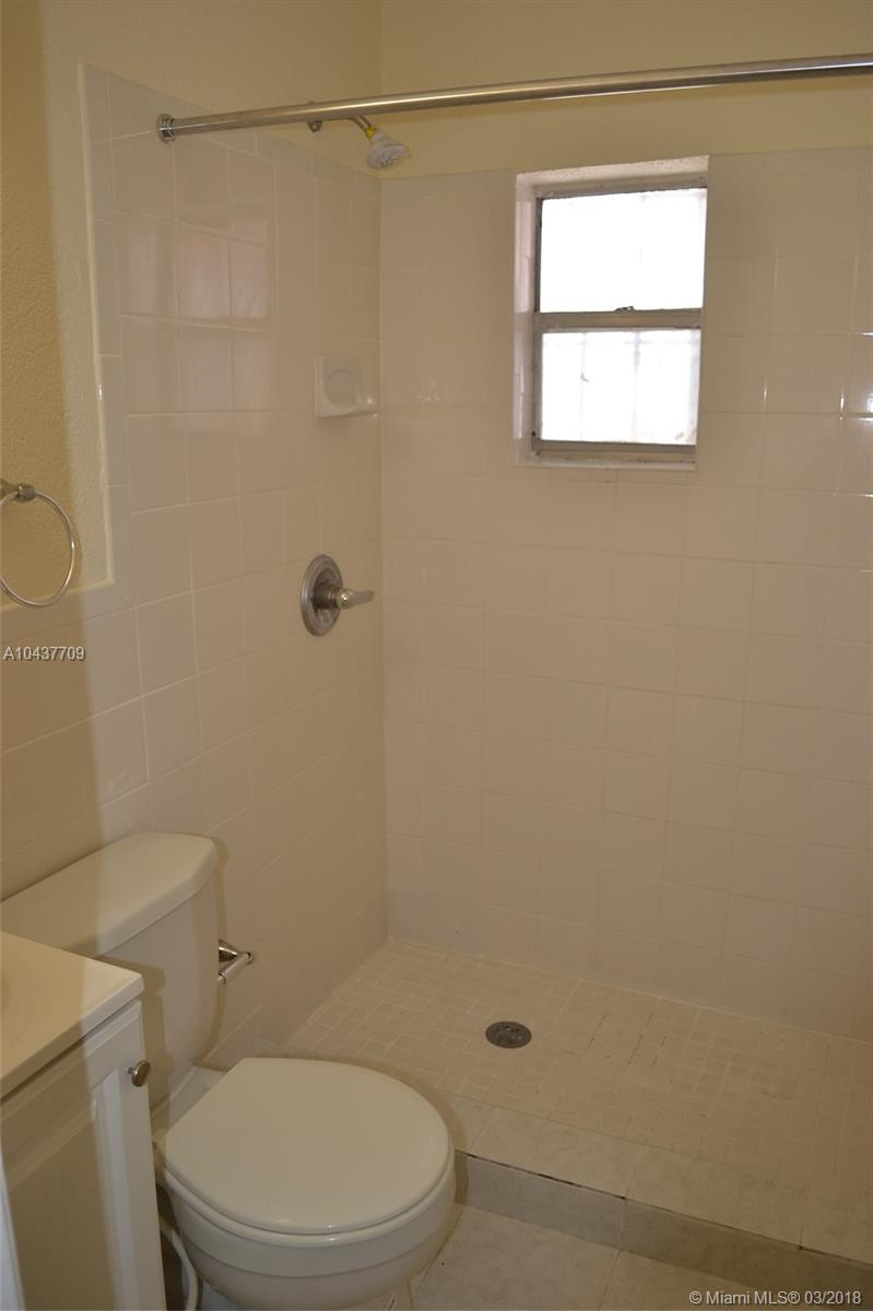 WESTWOOD LAKE 6TH ADDN - Residential Lease