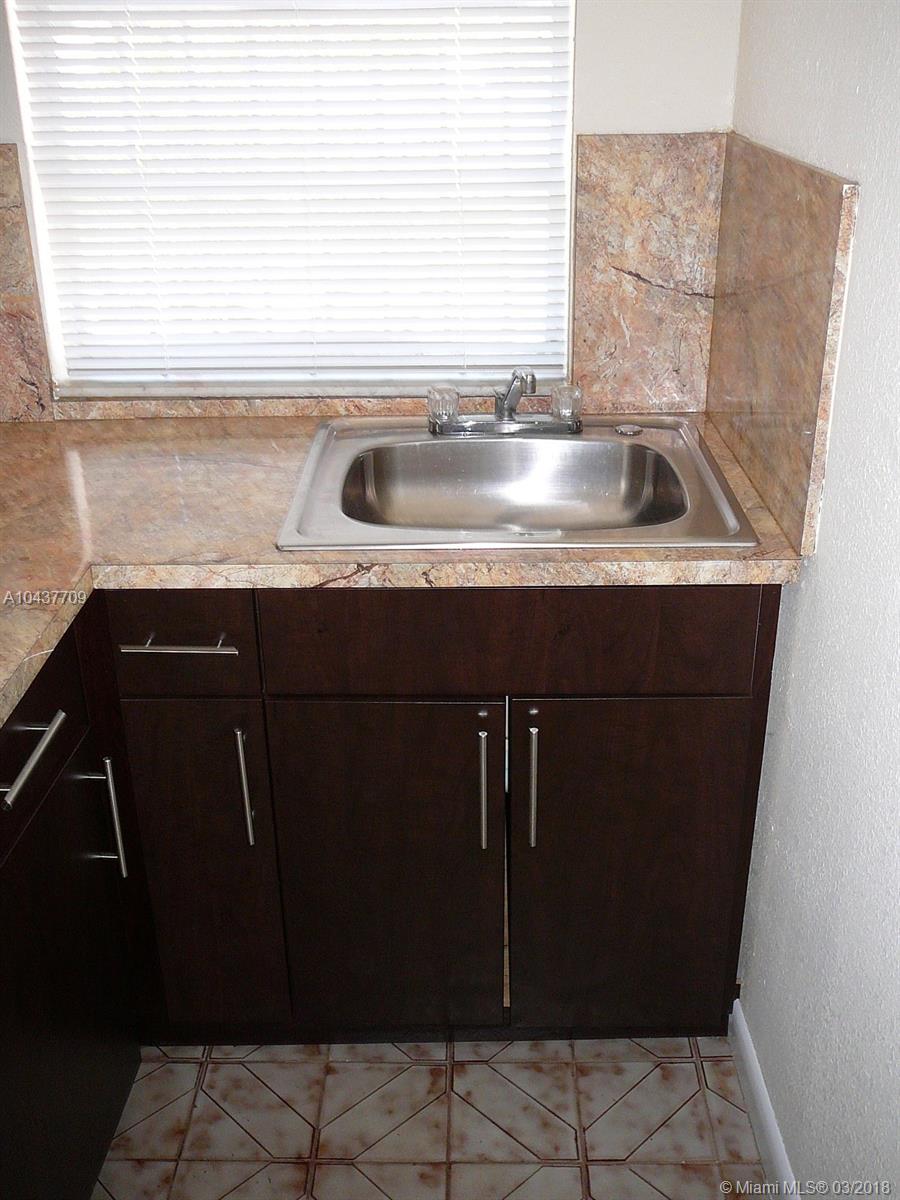 WESTWOOD LAKE 6TH ADDN - Residential Lease