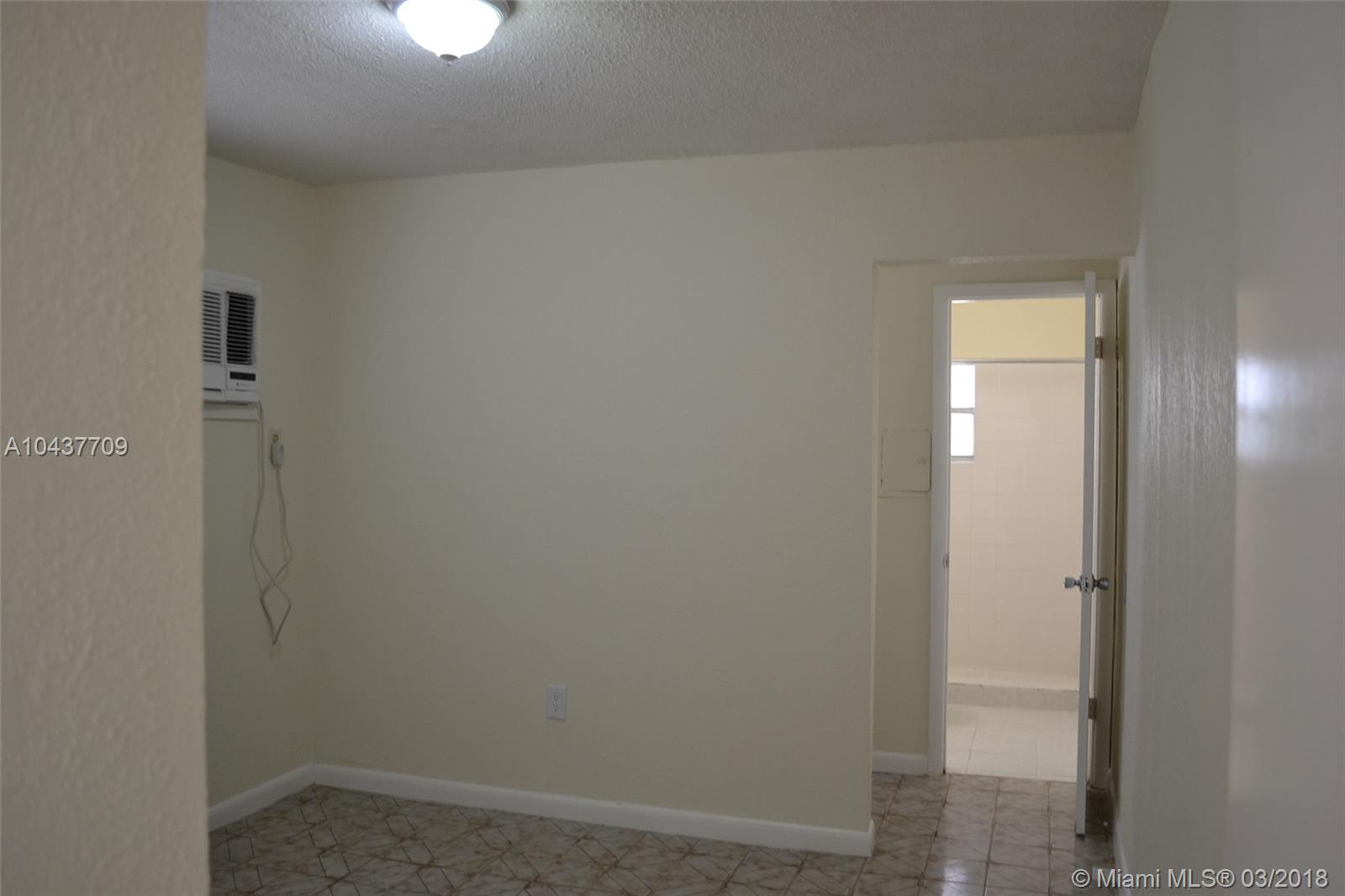 WESTWOOD LAKE 6TH ADDN - Residential Lease