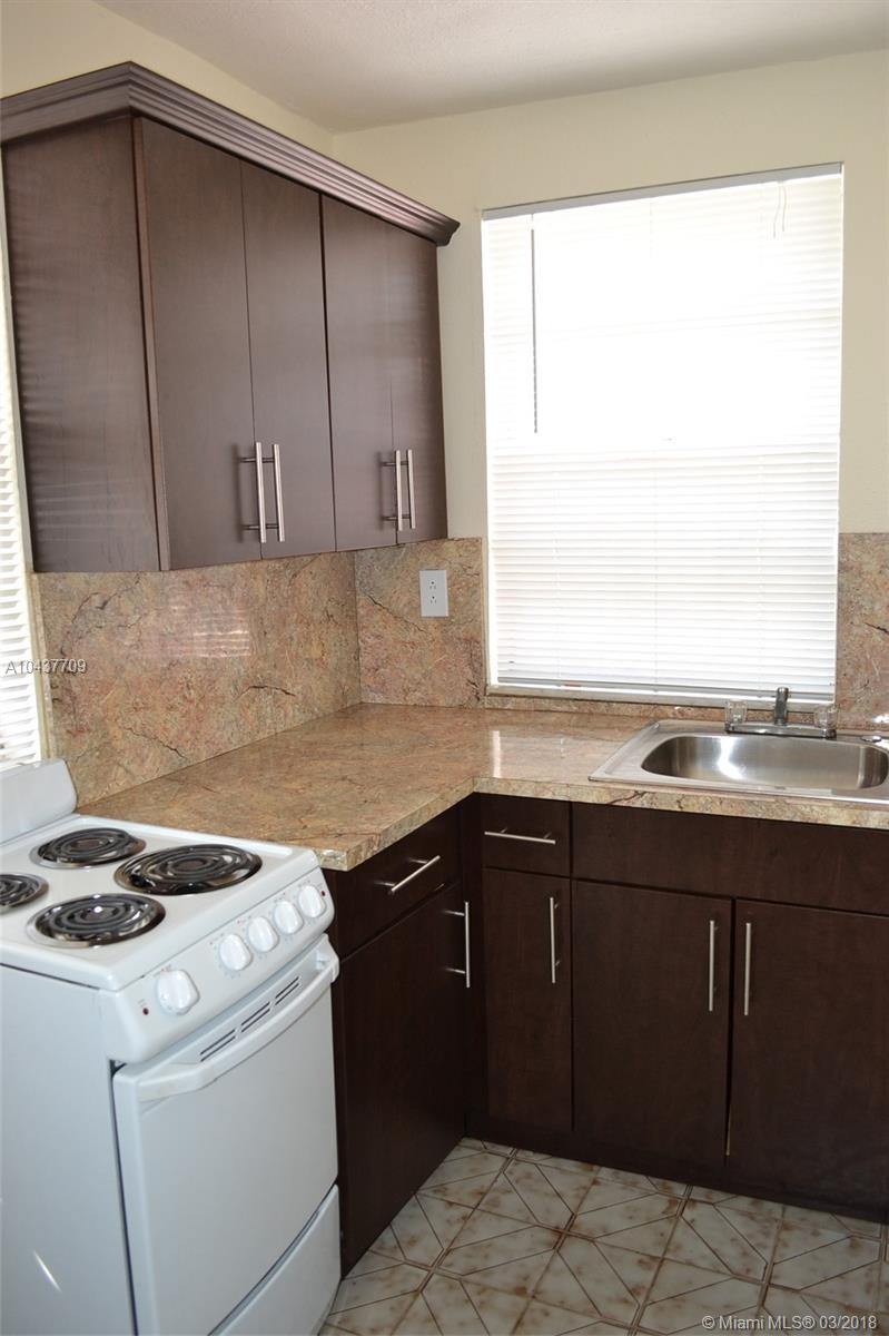 WESTWOOD LAKE 6TH ADDN - Residential Lease