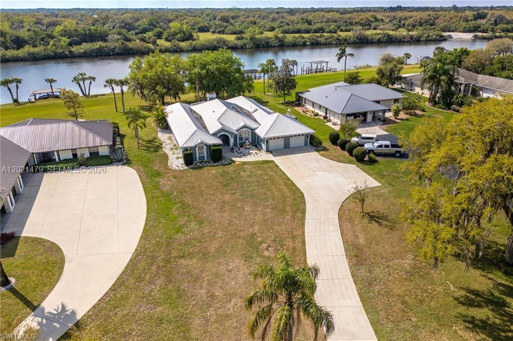 1261 RIVERBEND DR, LABELLE FL 33935