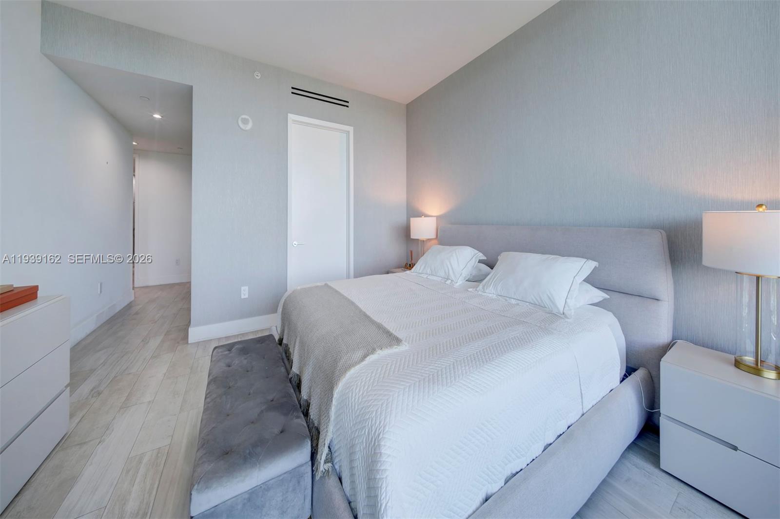 OCEANA BAL HARBOUR CONDO - Residential