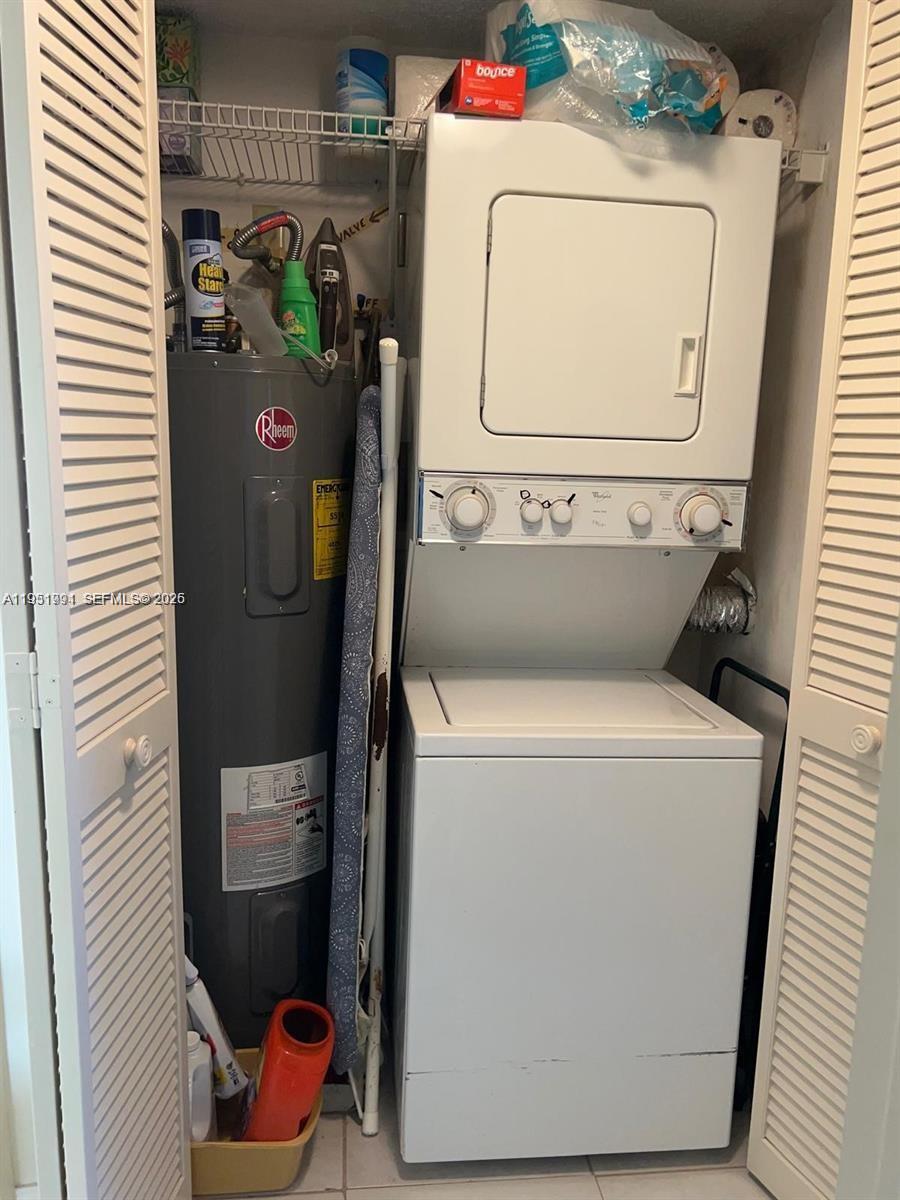 NO 99 PALM-AIRE COUNTRY C - Residential