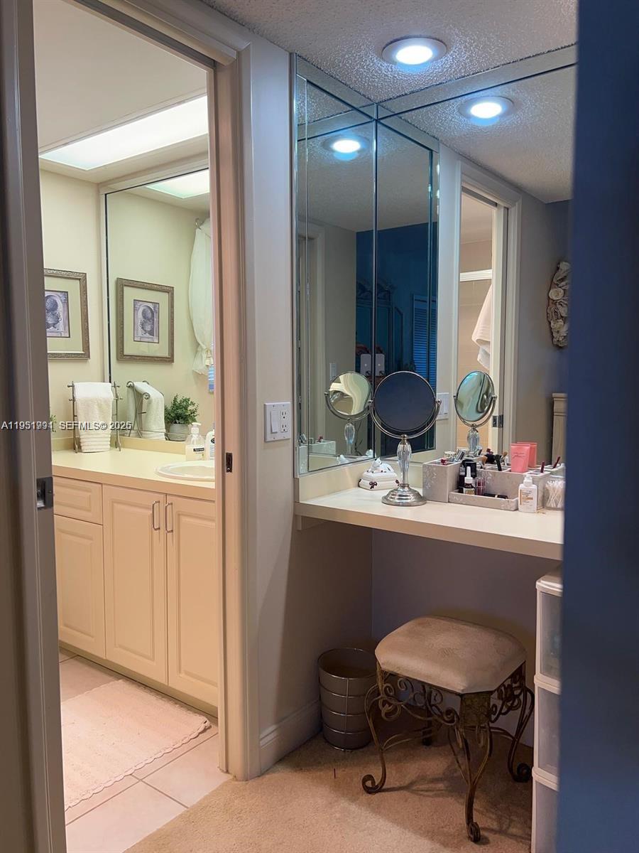 NO 99 PALM-AIRE COUNTRY C - Residential