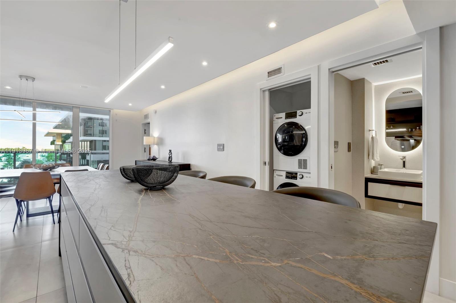 RONEY PALACE CONDO - Residential Lease