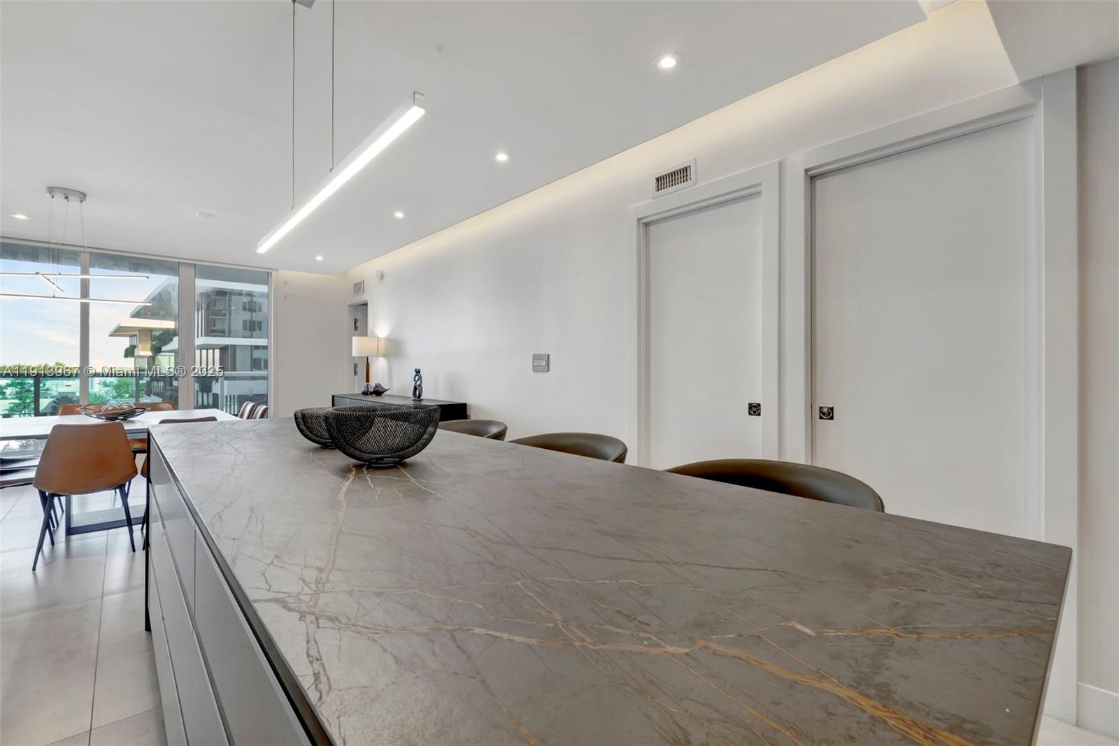 RONEY PALACE CONDO - Residential Lease