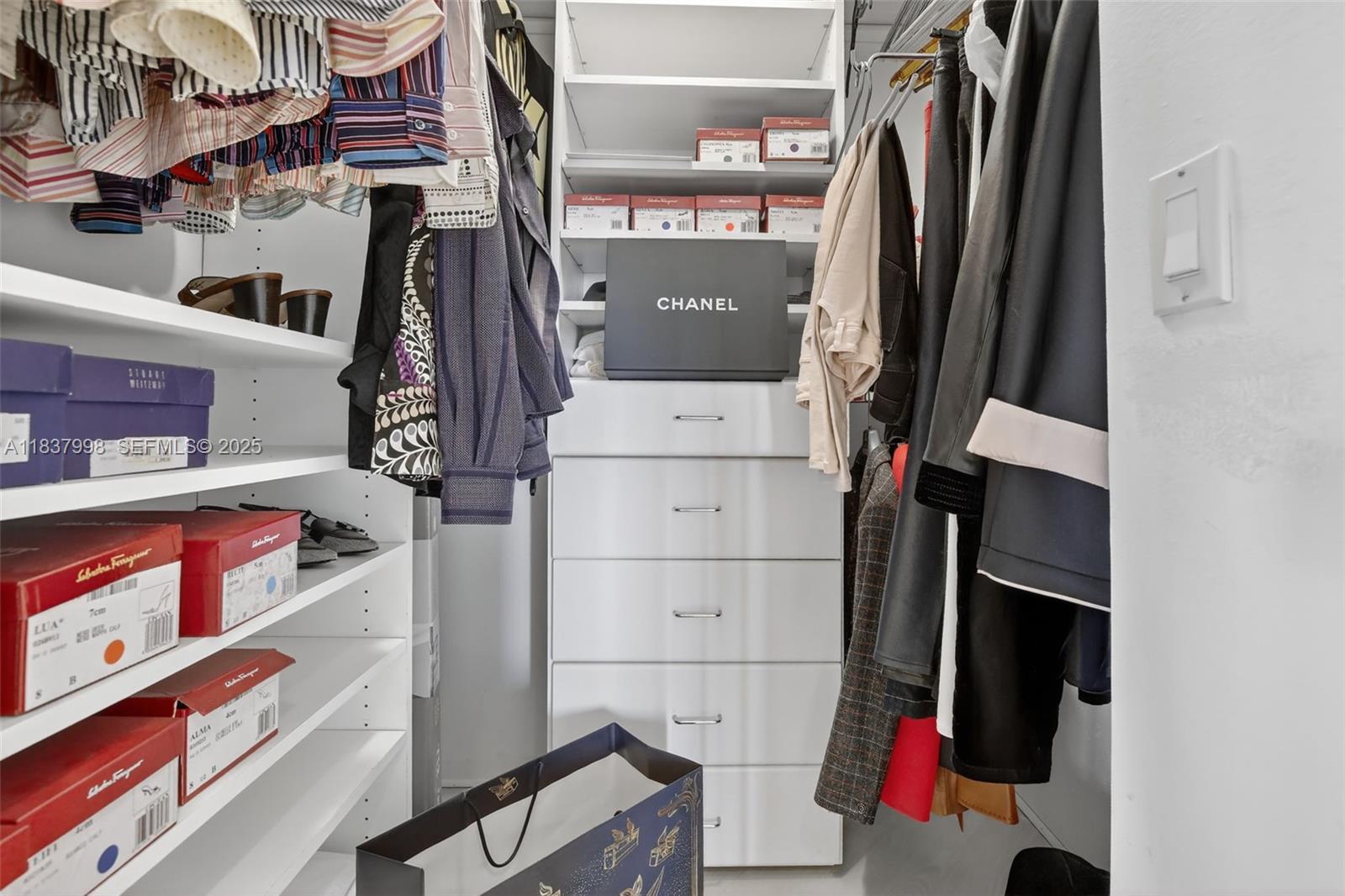 HAMPTONS WEST CONDO - Residential