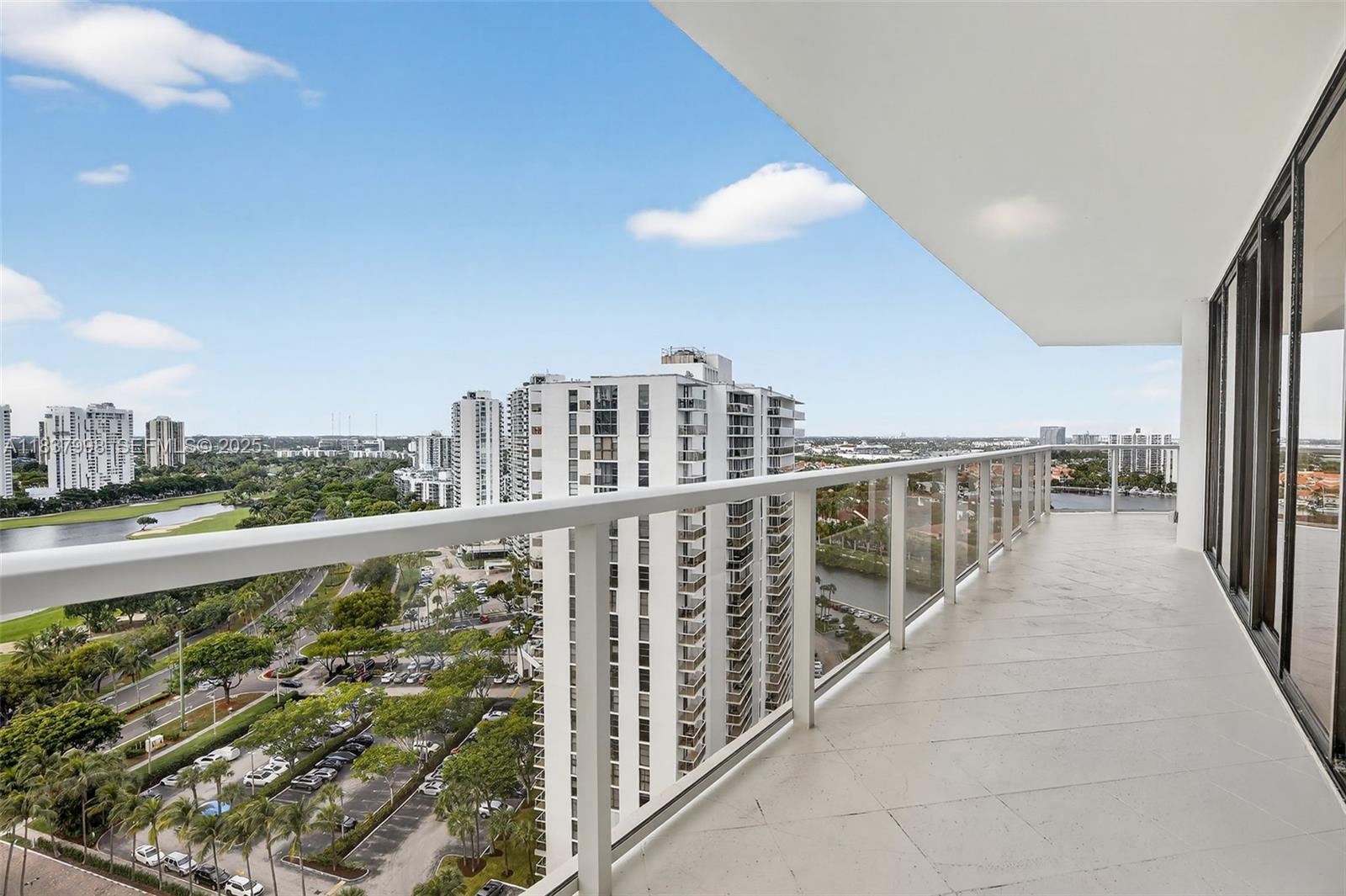 20281 E Country Club Dr 1801