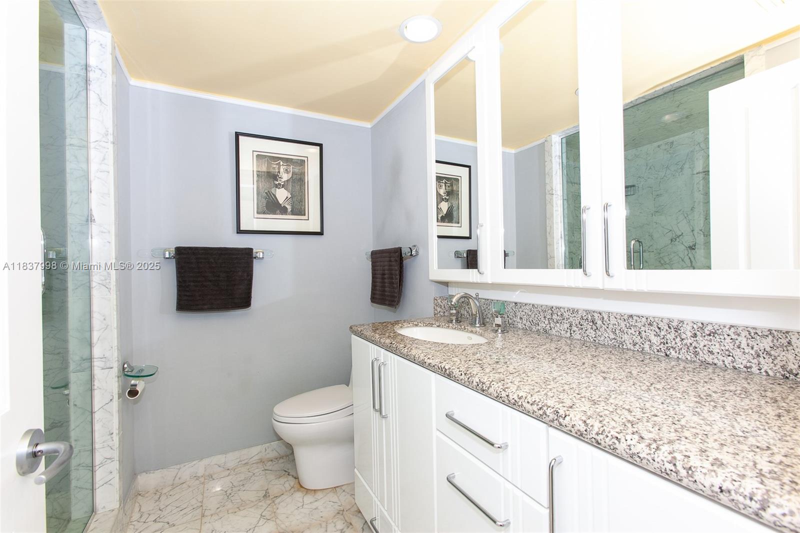 HAMPTONS WEST CONDO - Residential