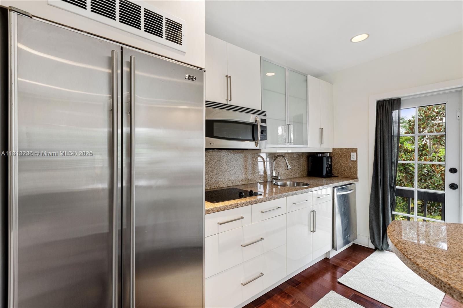 SUNSET LAKE AMD PL - Residential Lease