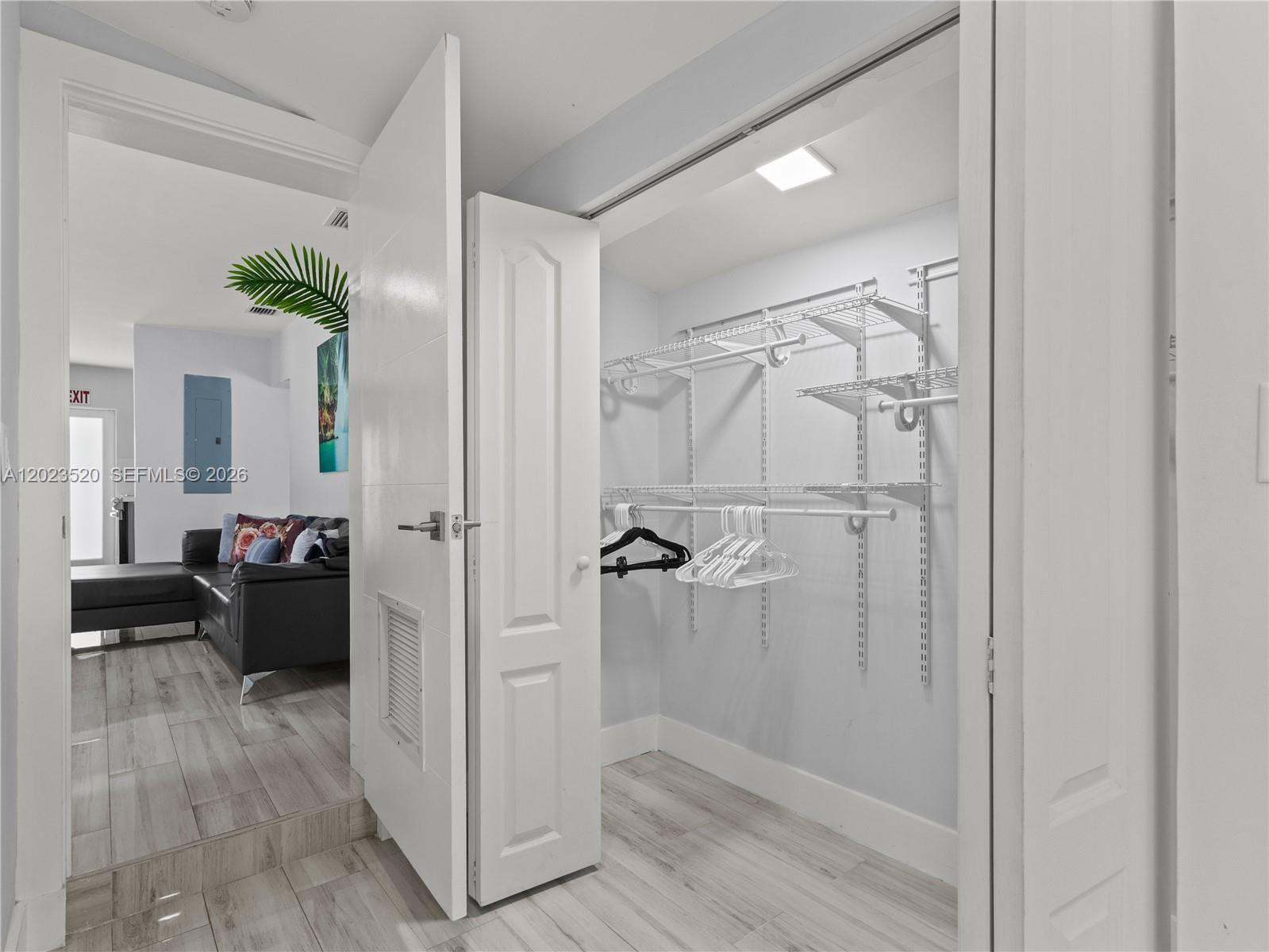 HIBISCUS PARK - Residential Lease