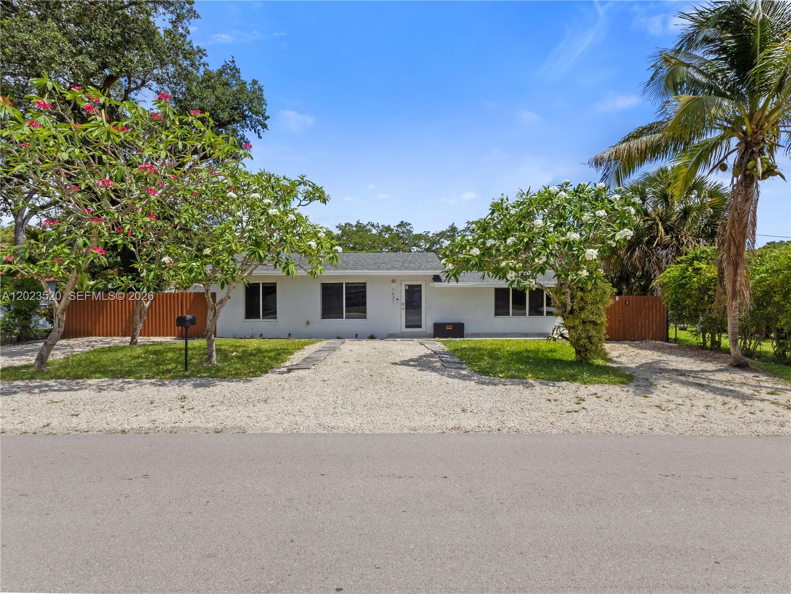 HIBISCUS PARK - Residential Lease