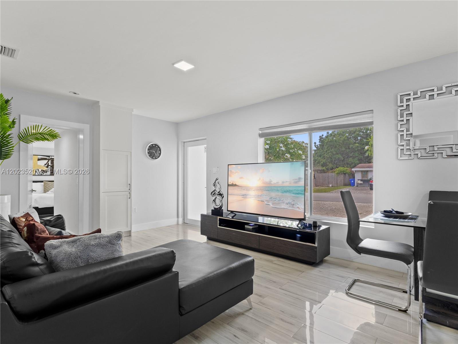 HIBISCUS PARK - Residential Lease