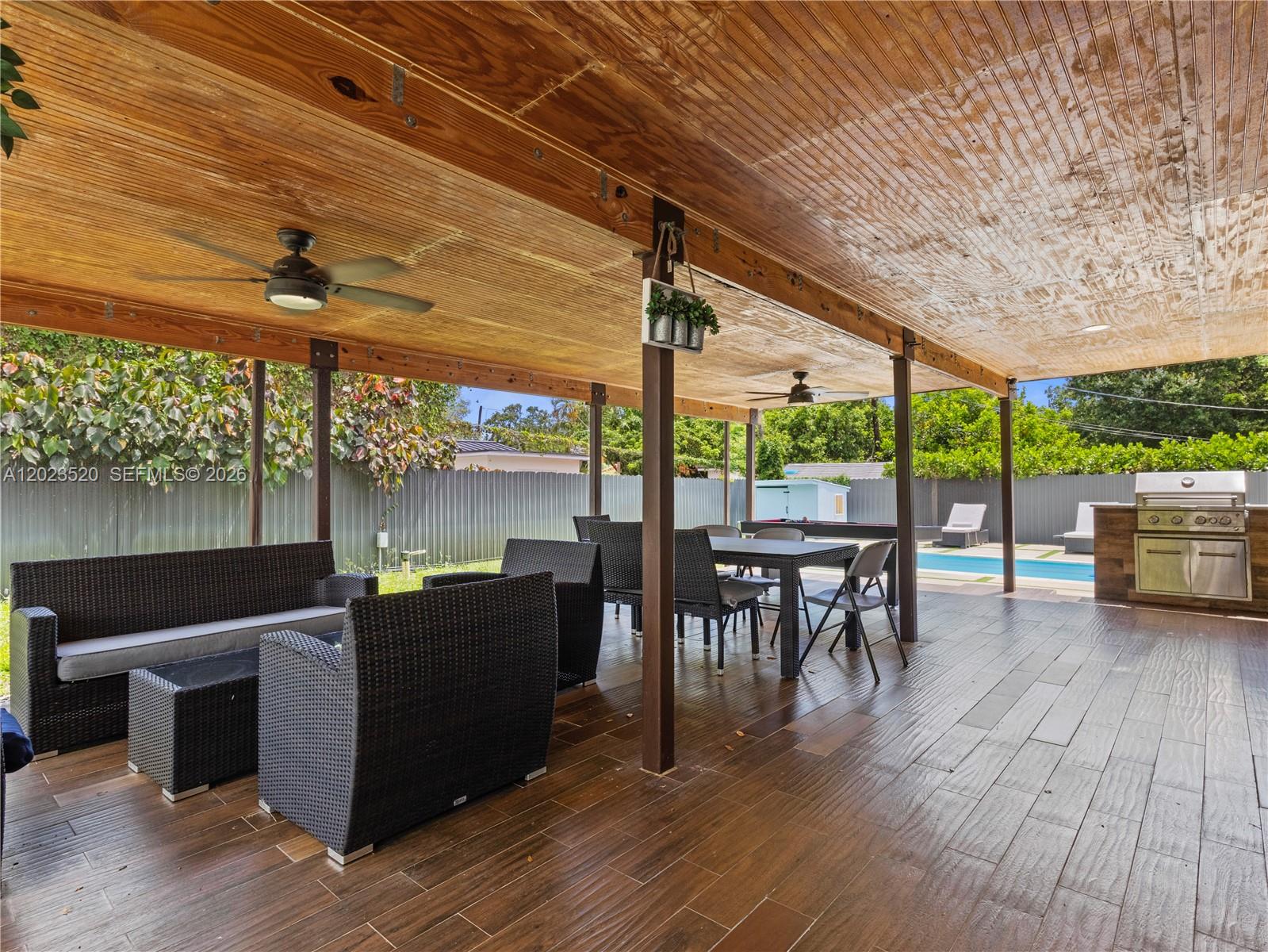 HIBISCUS PARK - Residential Lease
