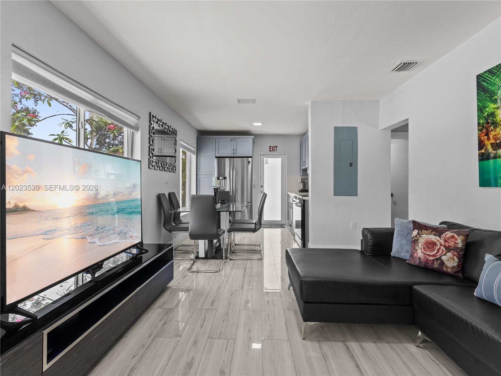 HIBISCUS PARK - Residential Lease