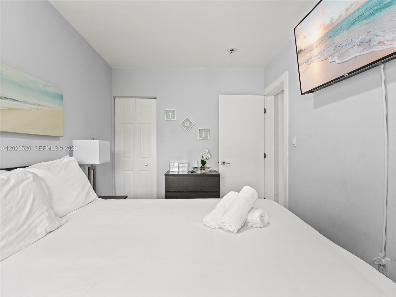 HIBISCUS PARK - Residential Lease