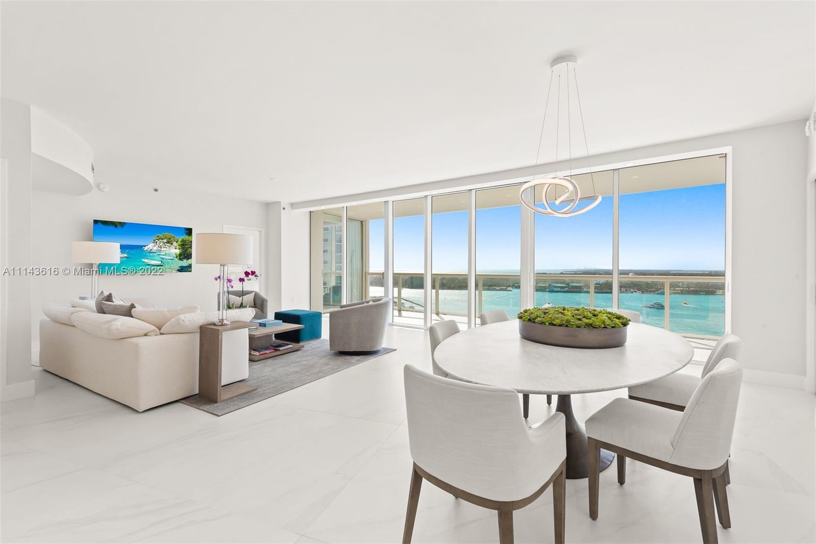 ICON CONDO - Residential