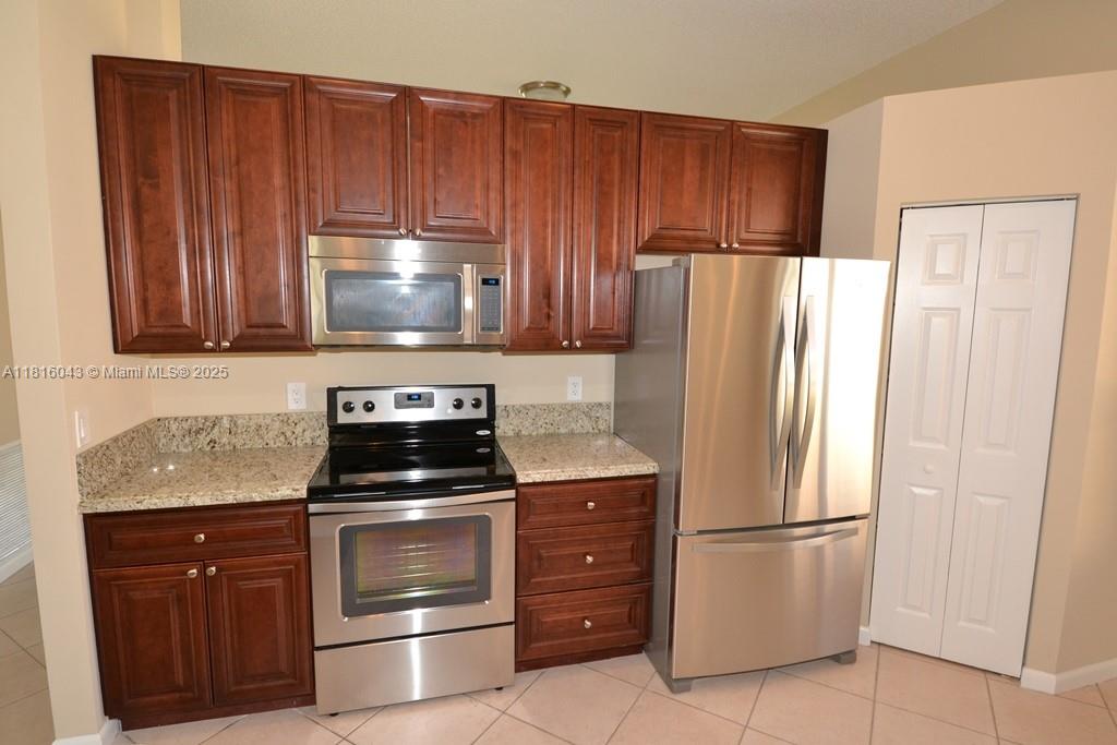 13180 NW 19th St
