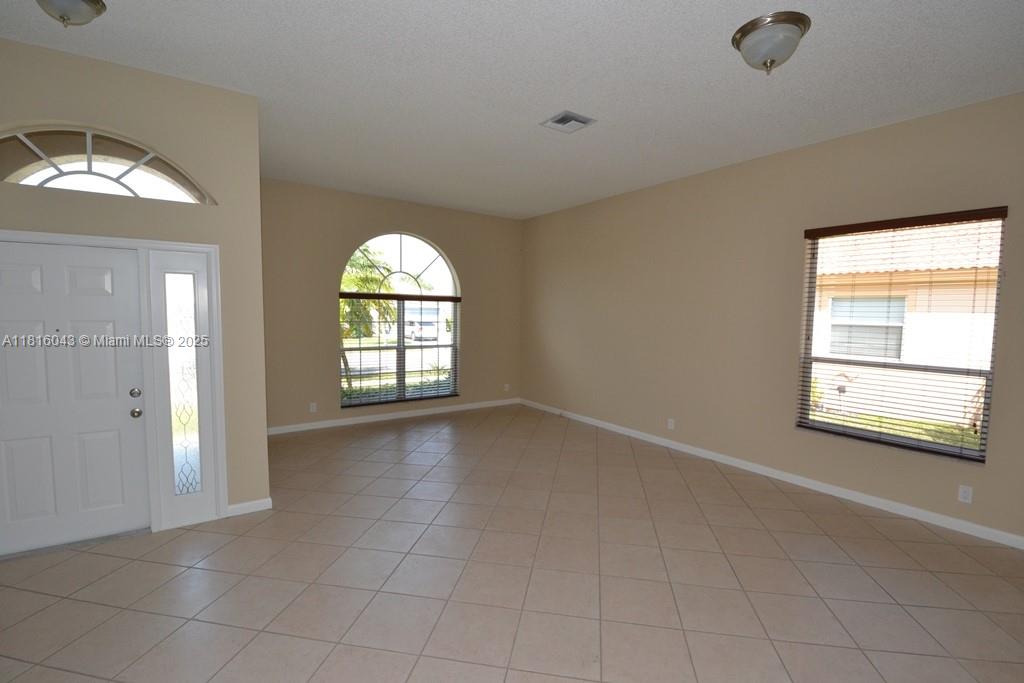 13180 NW 19th St