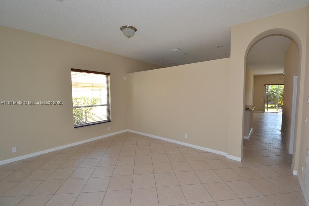 13180 NW 19th St