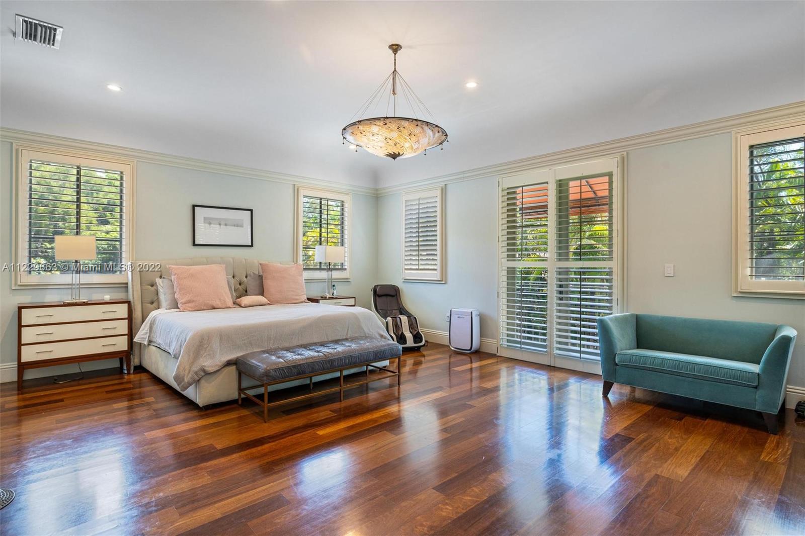 CORAL GABLE COUNTRY CLUB - Residential