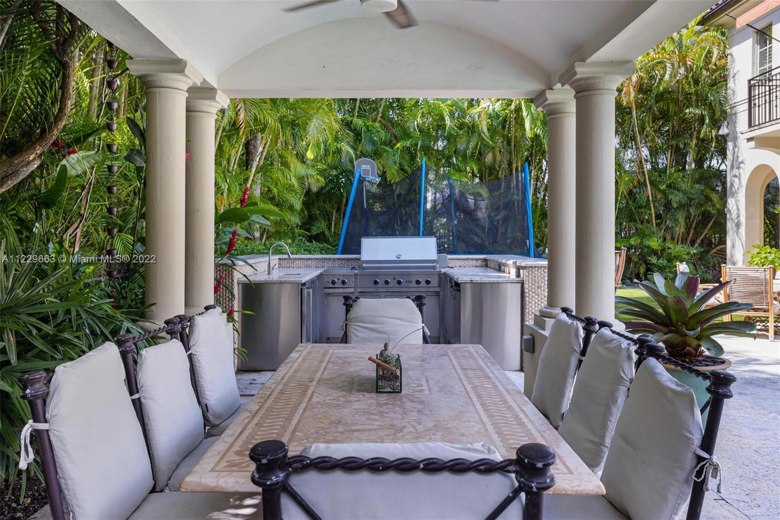 CORAL GABLE COUNTRY CLUB - Residential