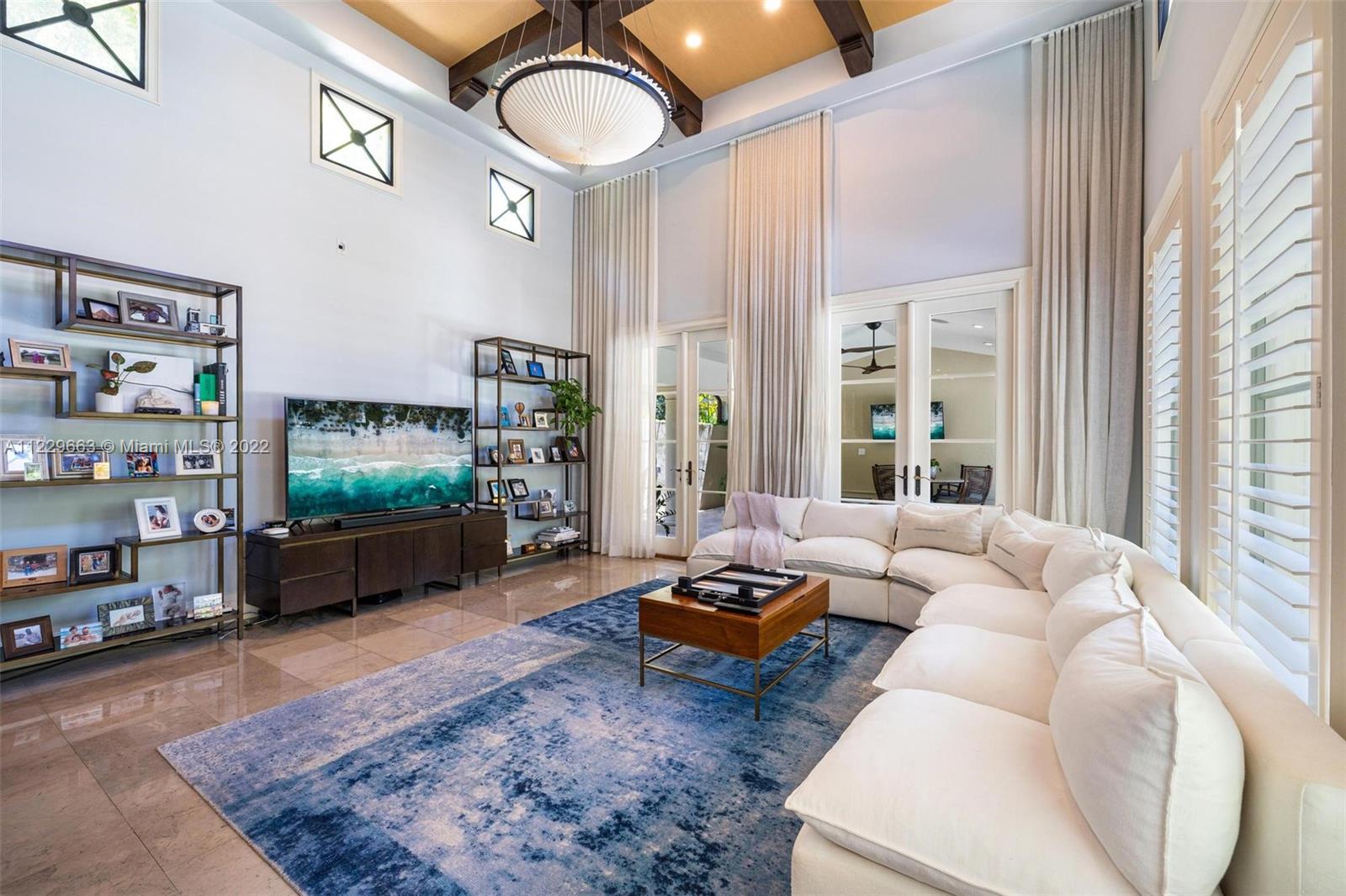 CORAL GABLE COUNTRY CLUB - Residential