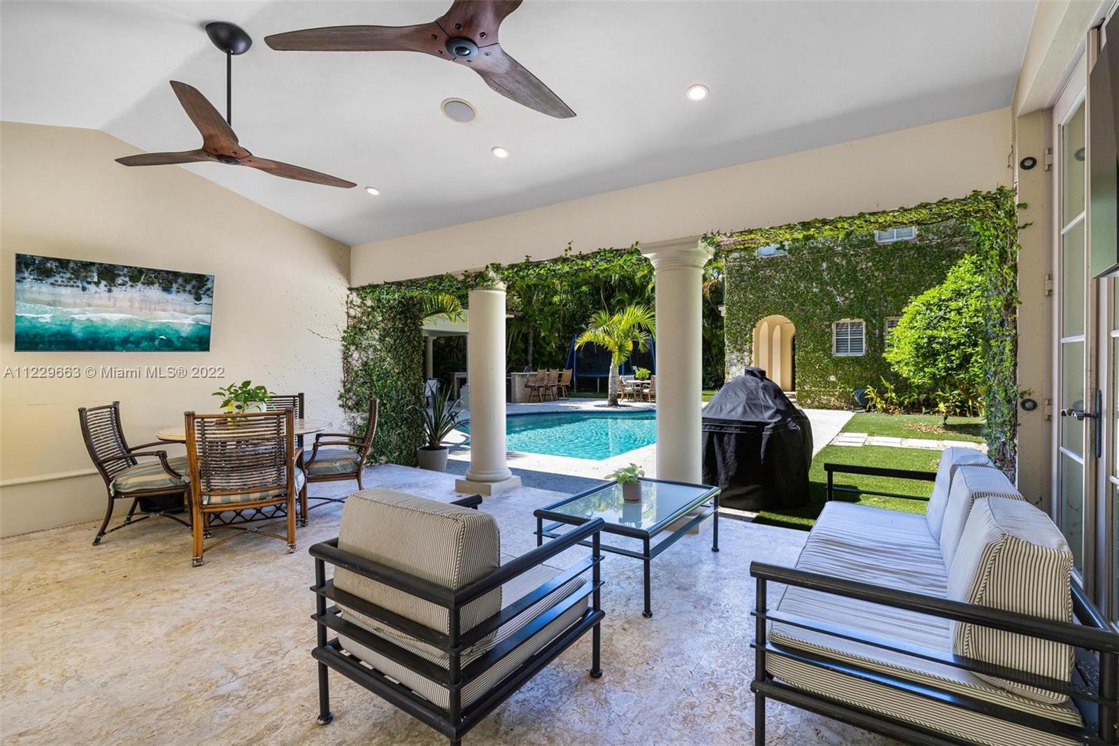 CORAL GABLE COUNTRY CLUB - Residential