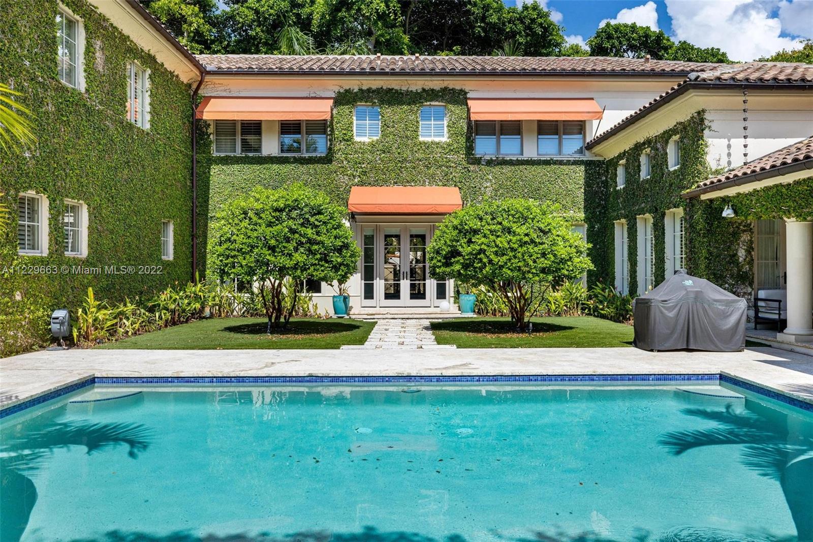 CORAL GABLE COUNTRY CLUB - Residential